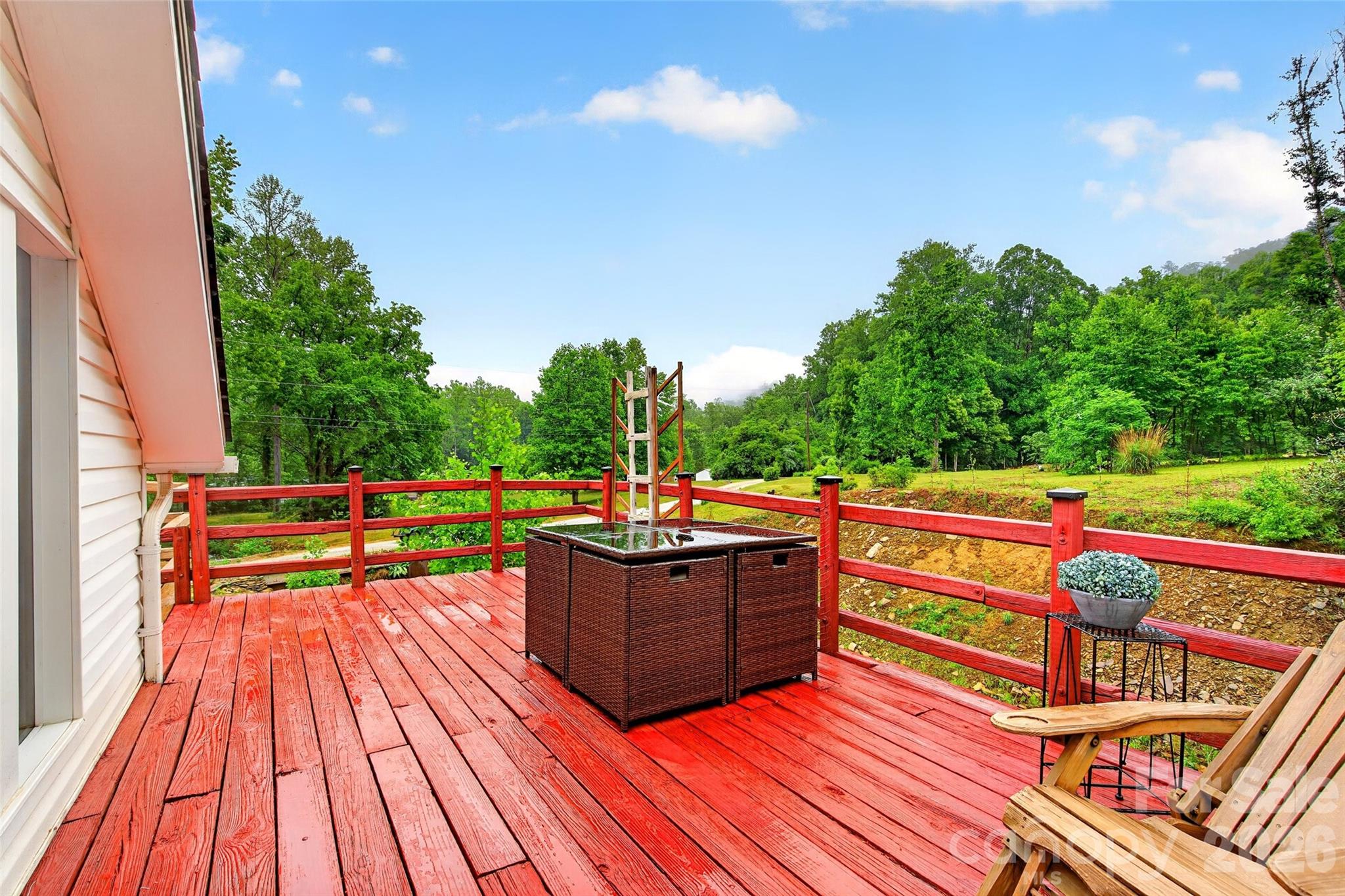 227 Locust Cove Road — Marion