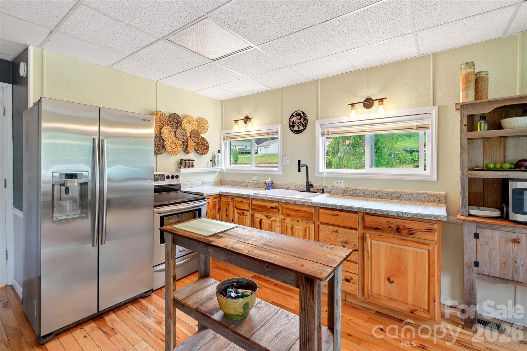 227 Locust Cove Road — Marion