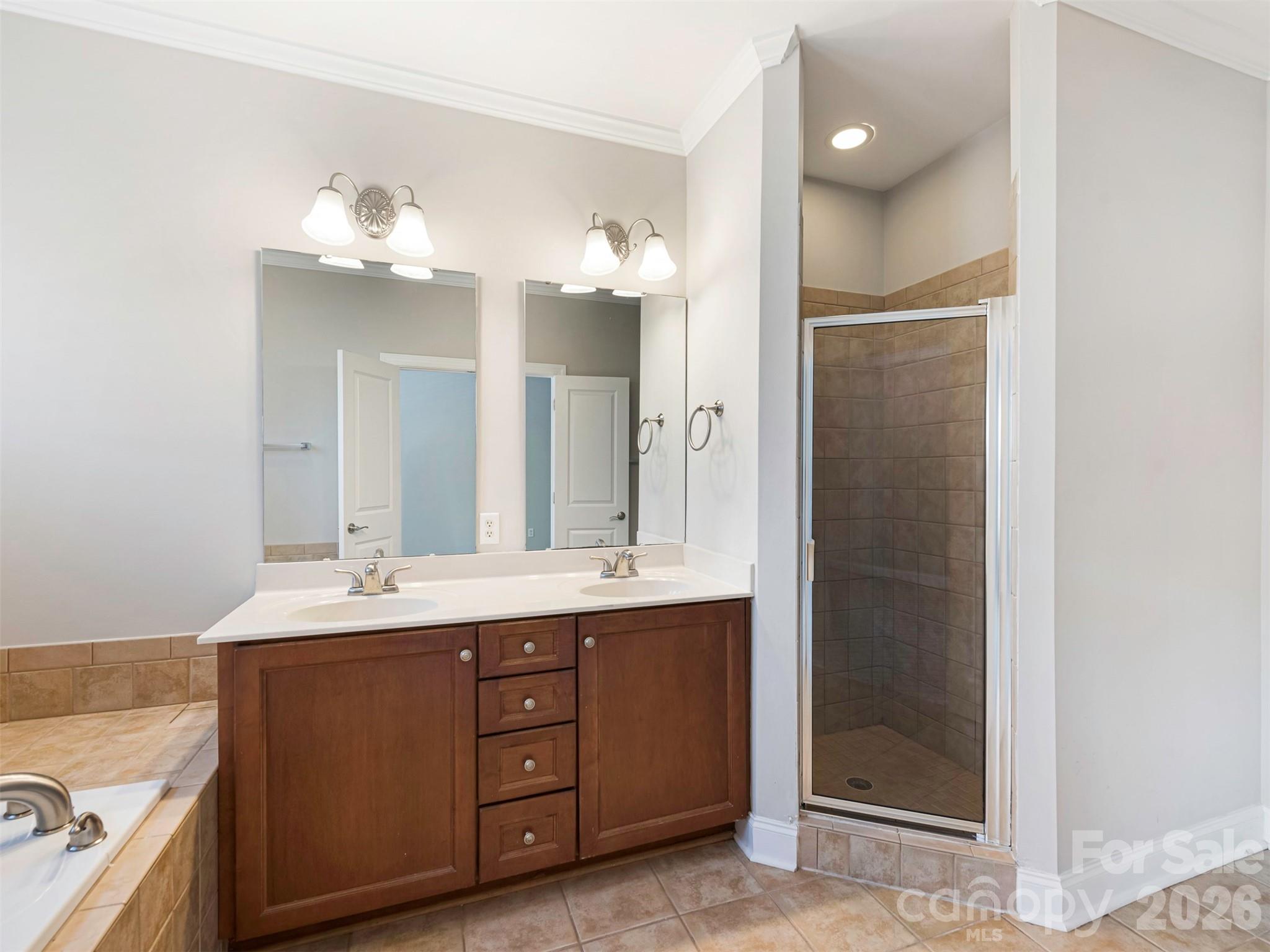 4670 Dabney Vigor Drive — Charlotte