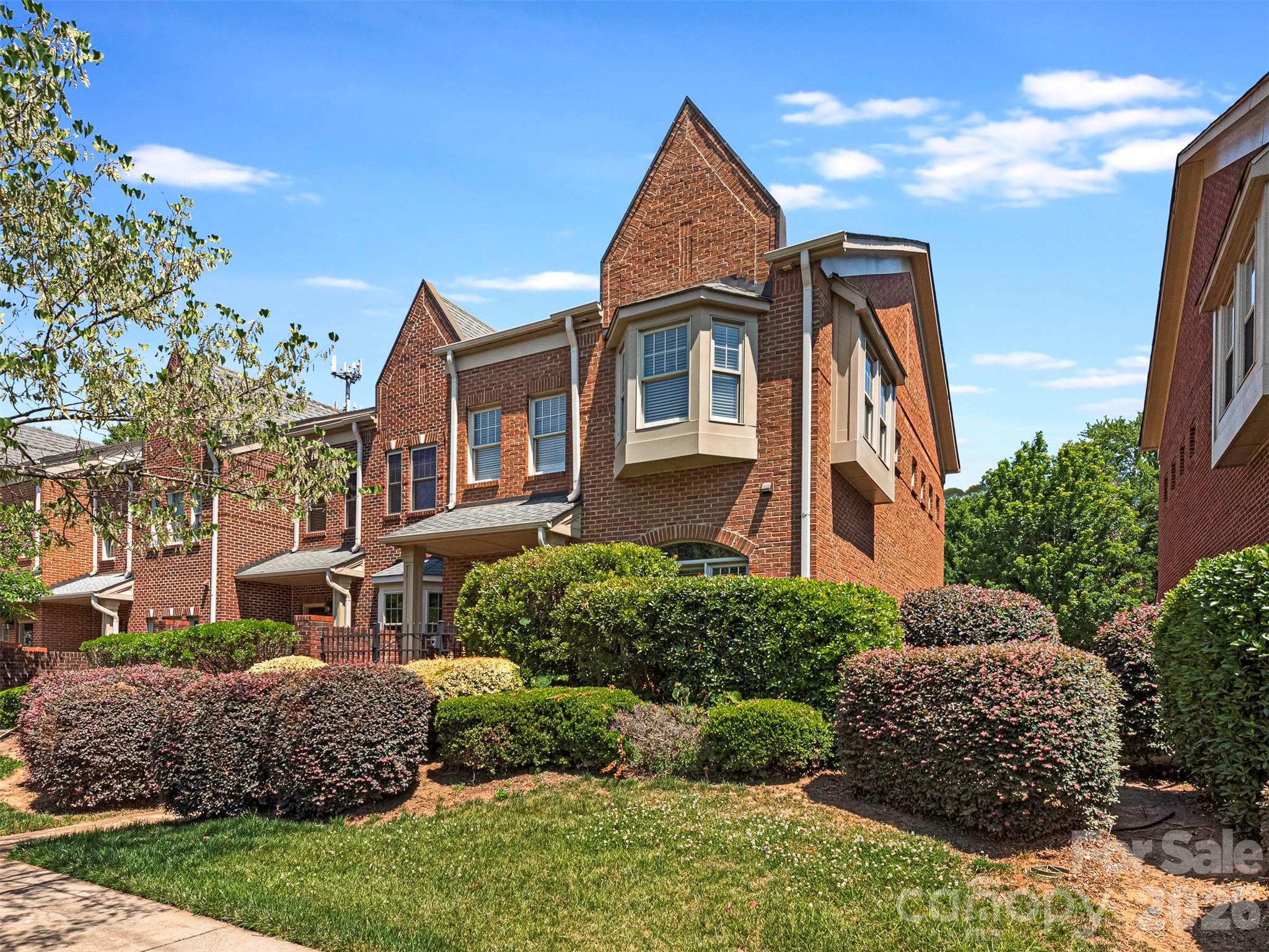 4670 Dabney Vigor Drive — Charlotte