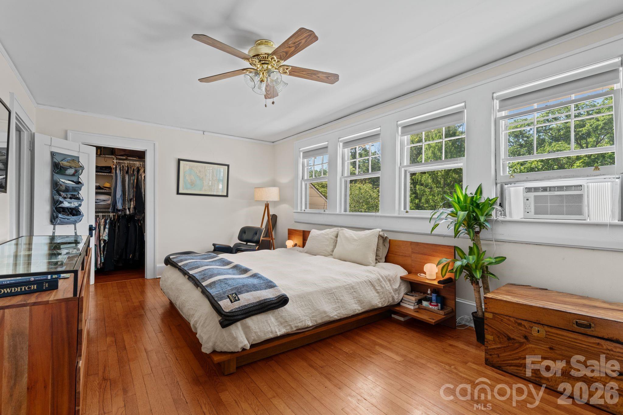 238 Forest Hill Drive — Asheville