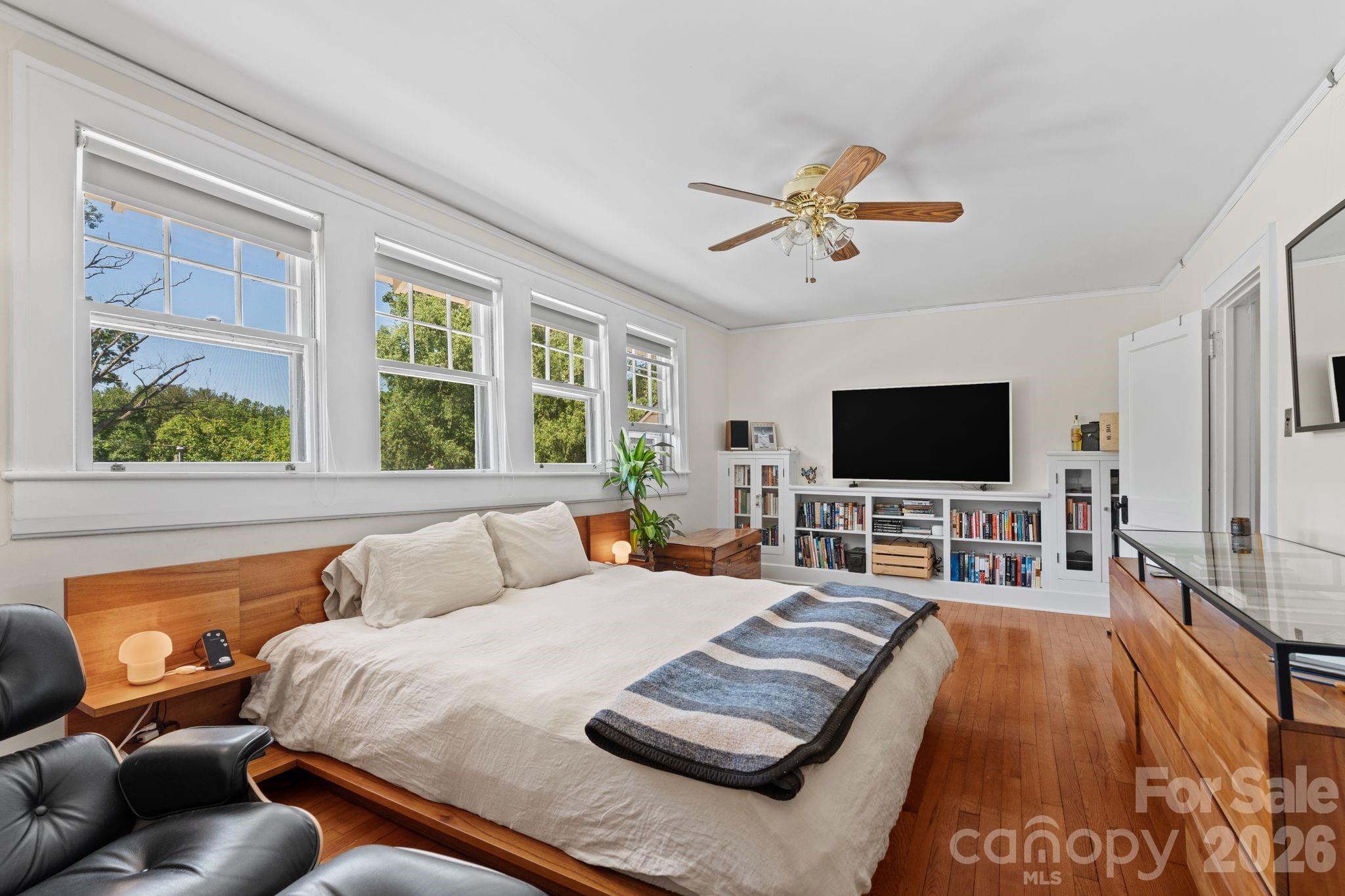 238 Forest Hill Drive — Asheville