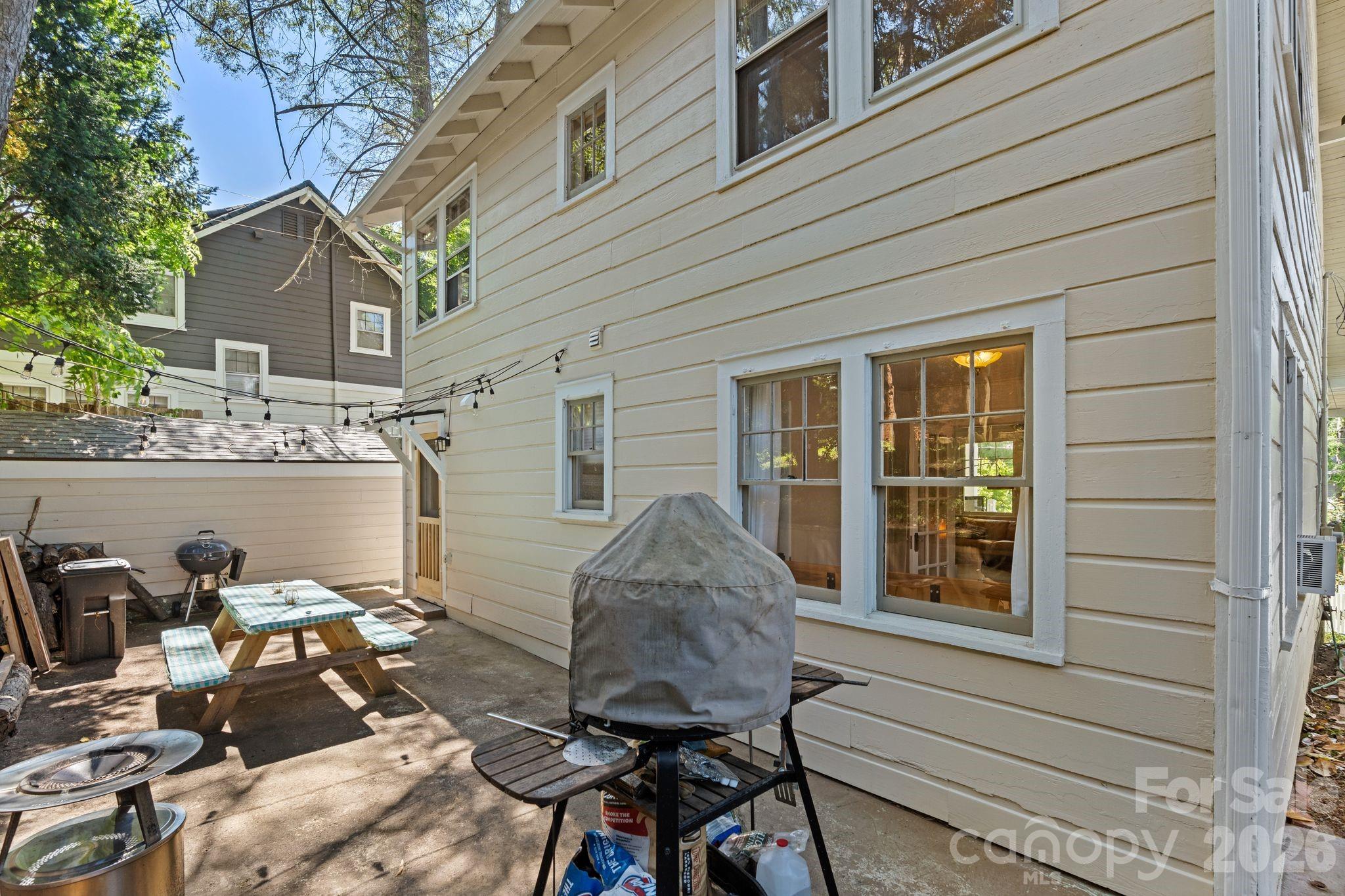 238 Forest Hill Drive — Asheville