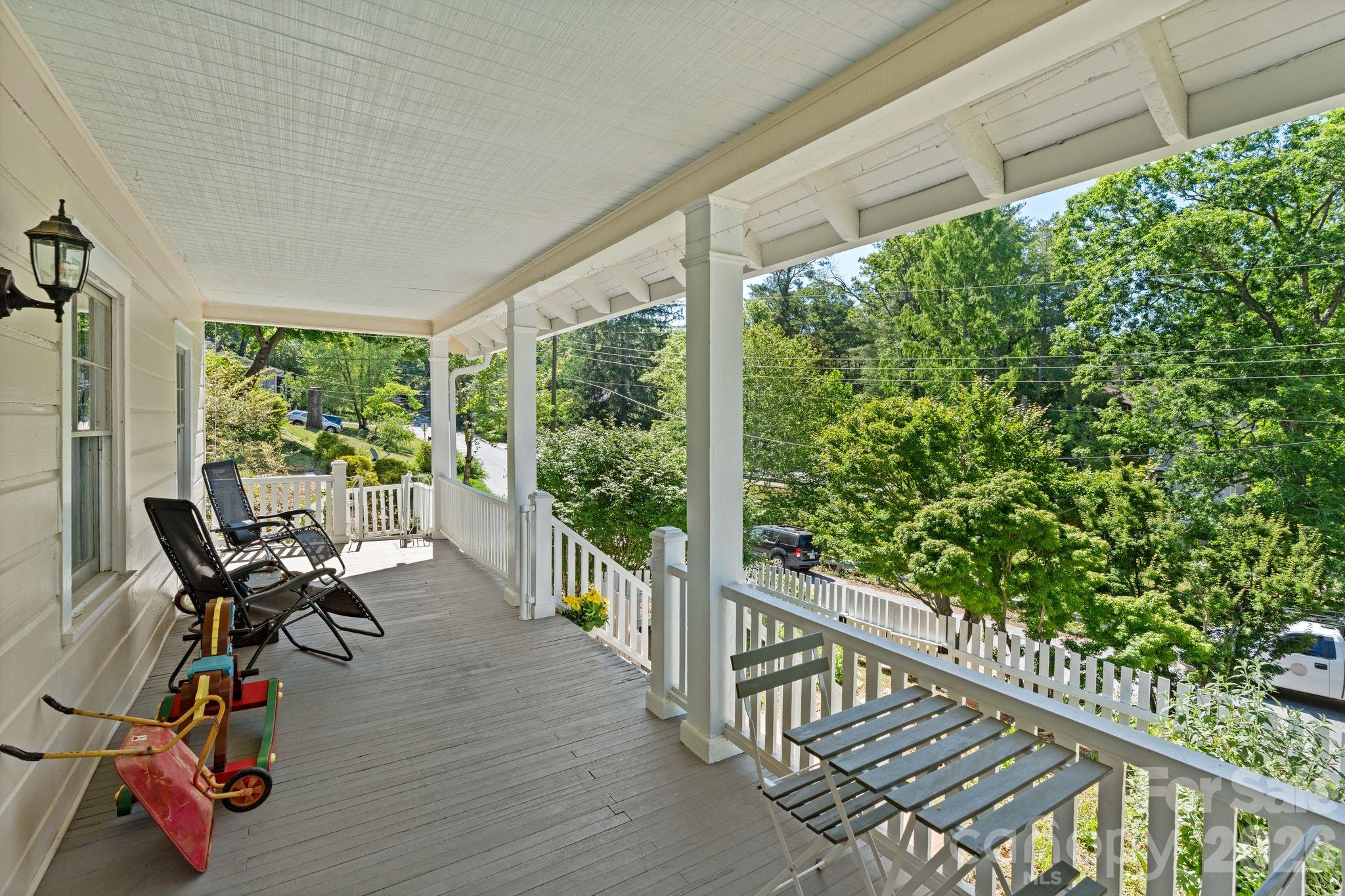 238 Forest Hill Drive — Asheville