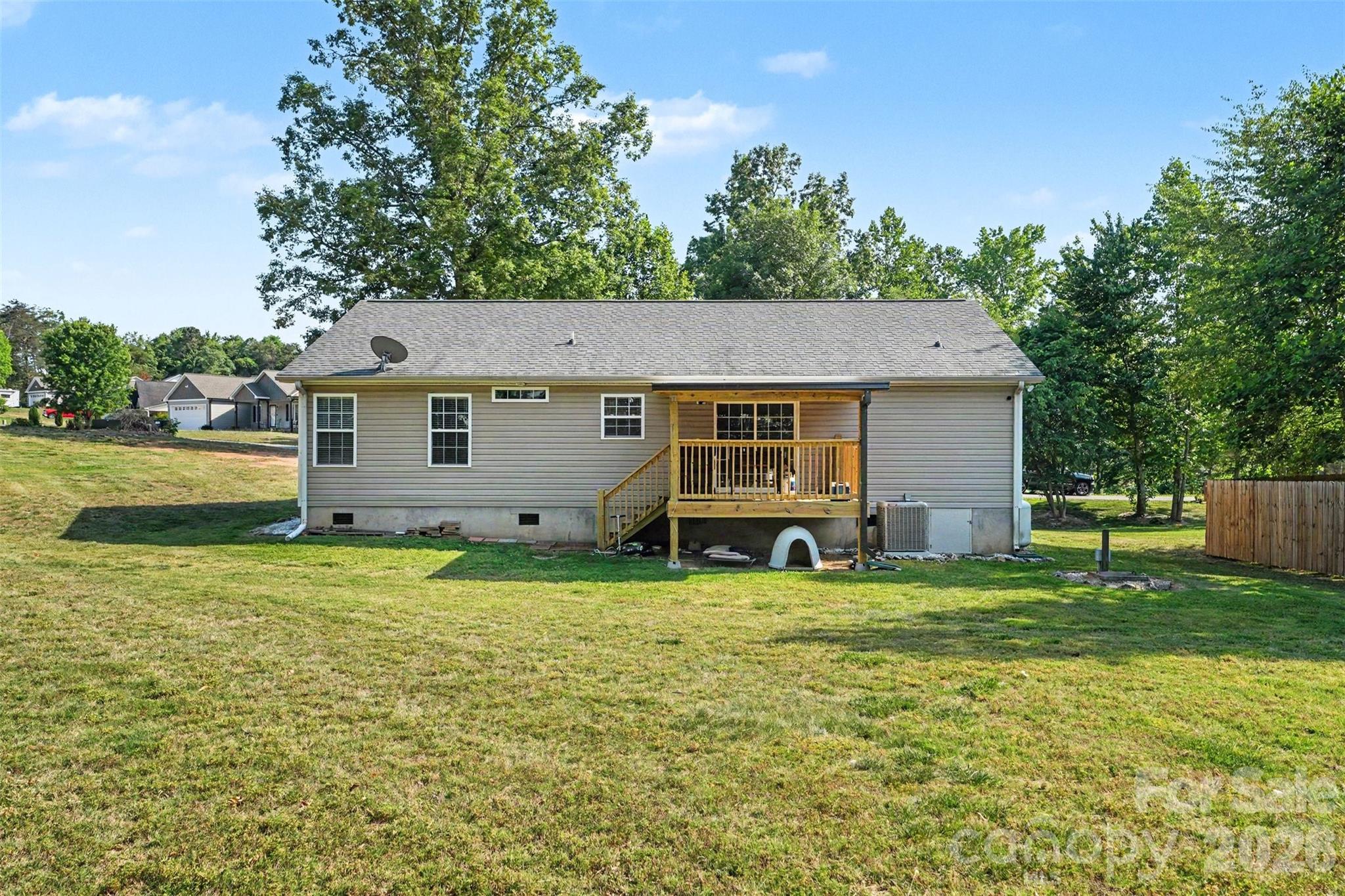 150 Swann Crossing Lane — Statesville