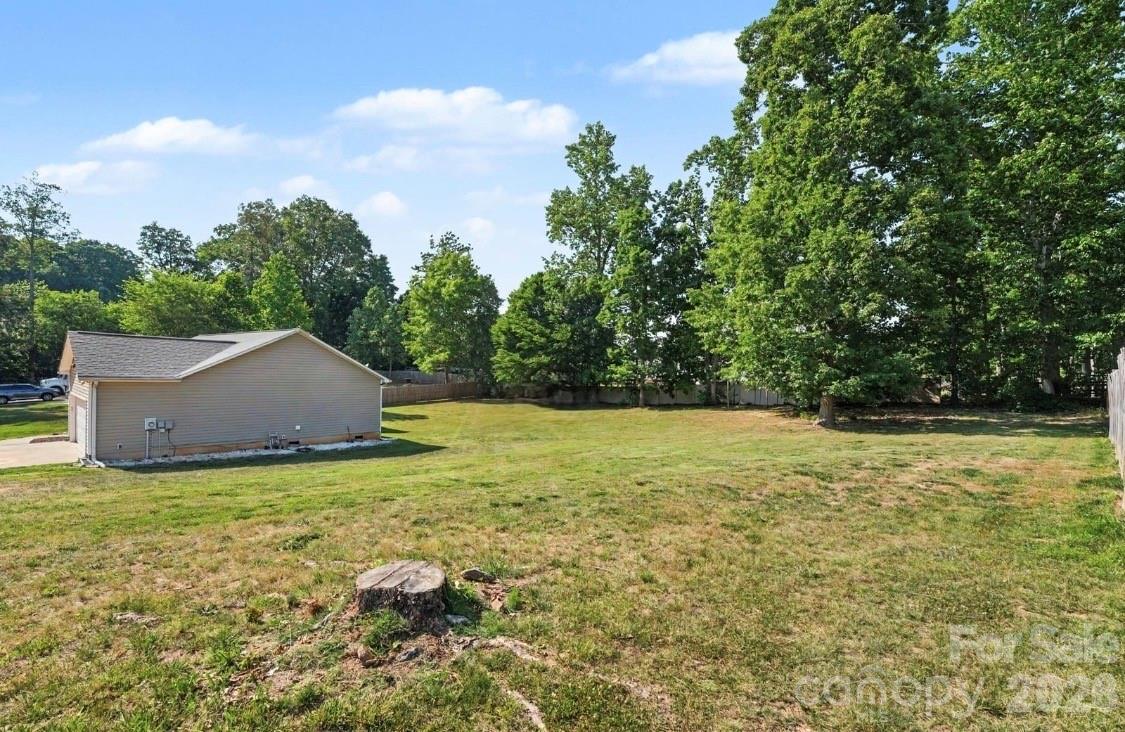 150 Swann Crossing Lane — Statesville