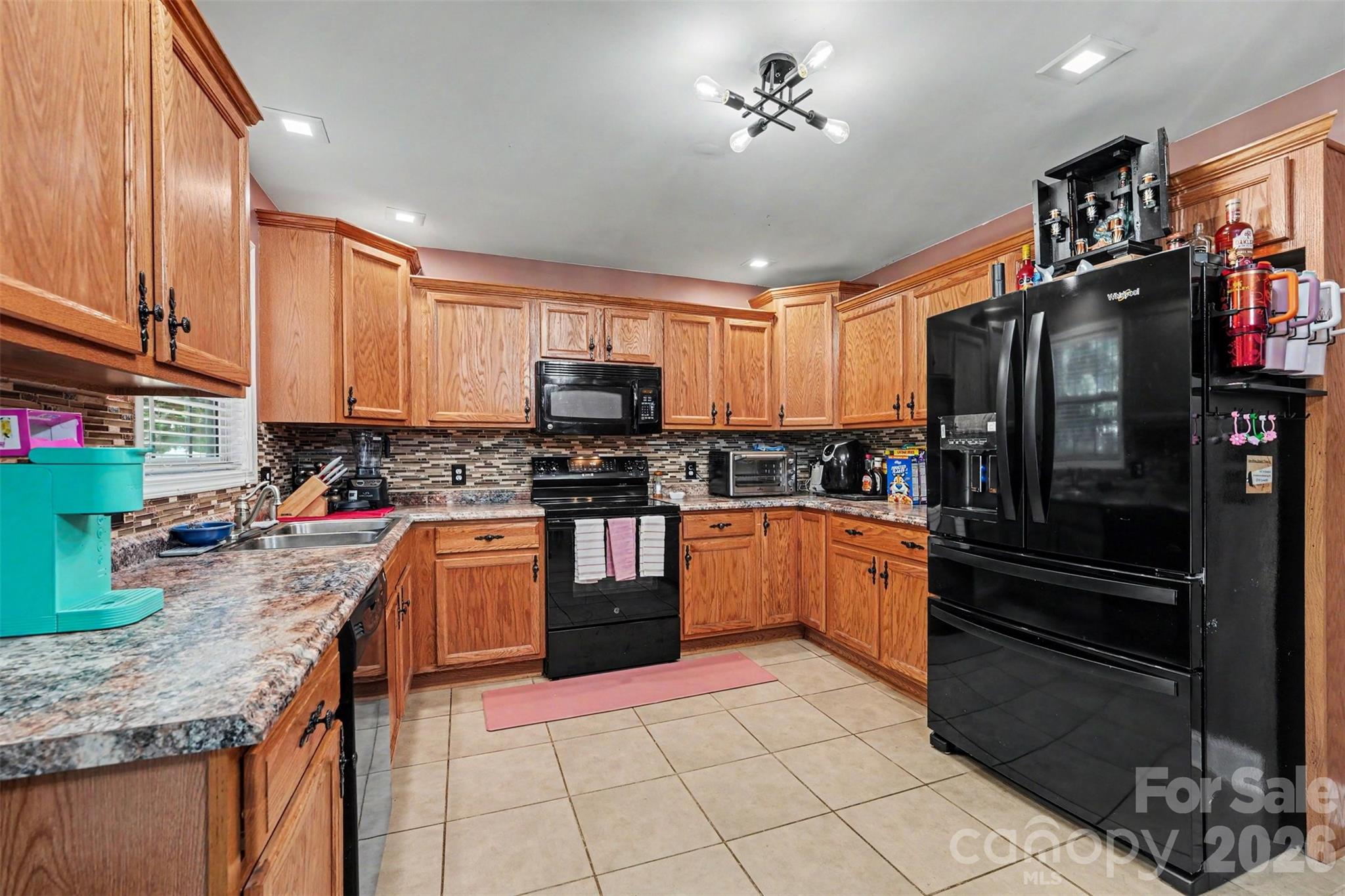 150 Swann Crossing Lane — Statesville
