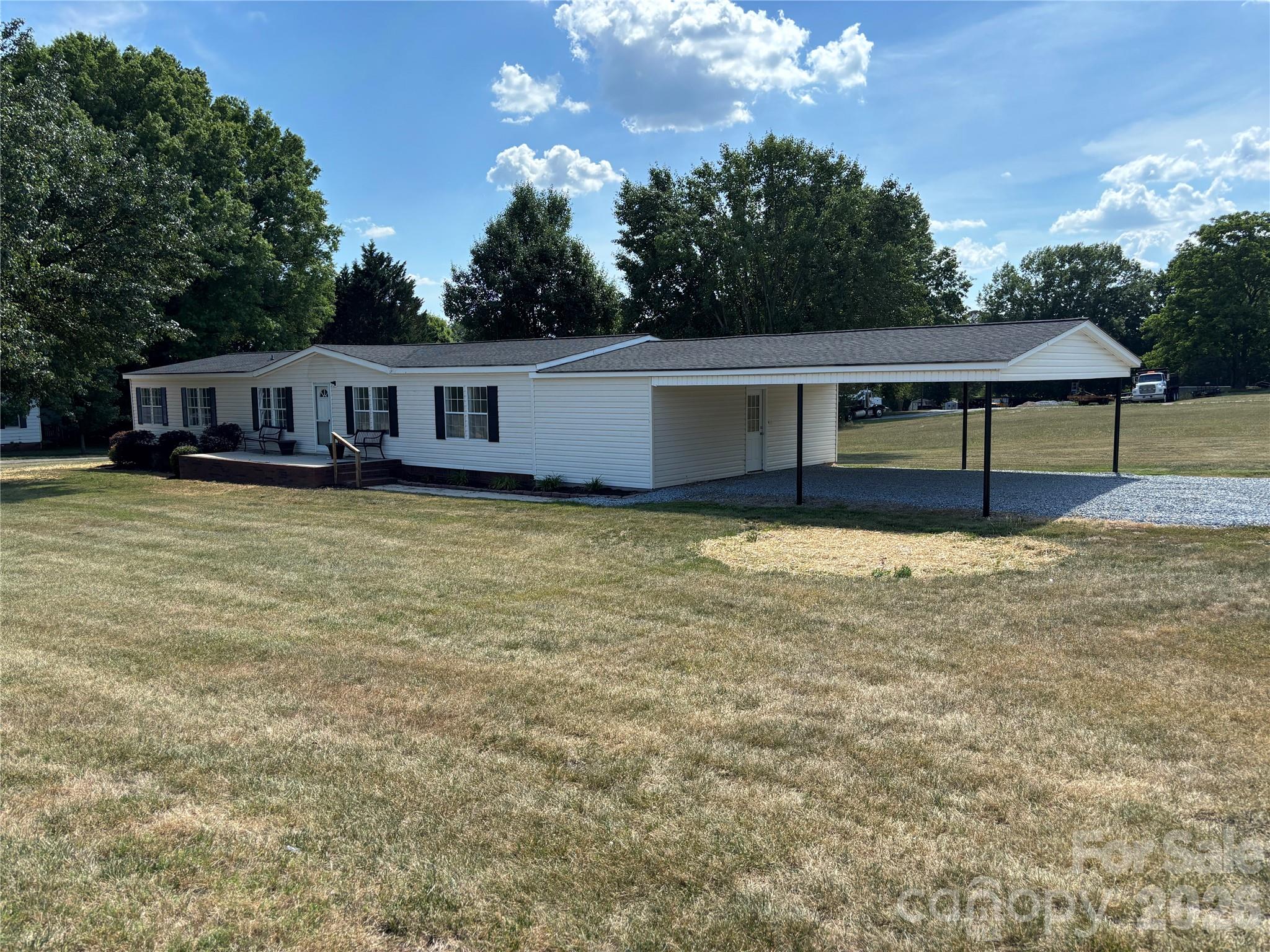 559 School Drive — Taylorsville