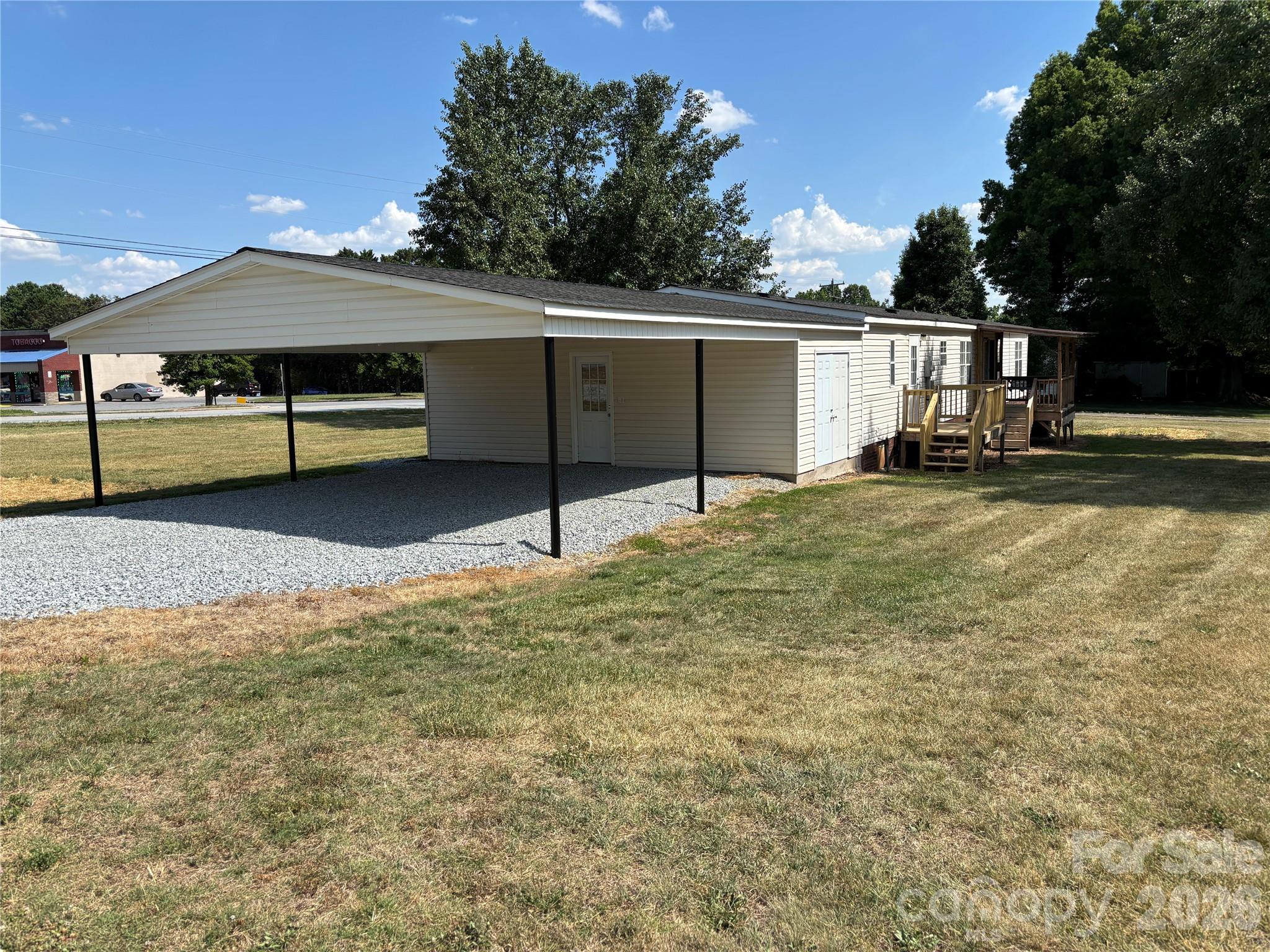 559 School Drive — Taylorsville