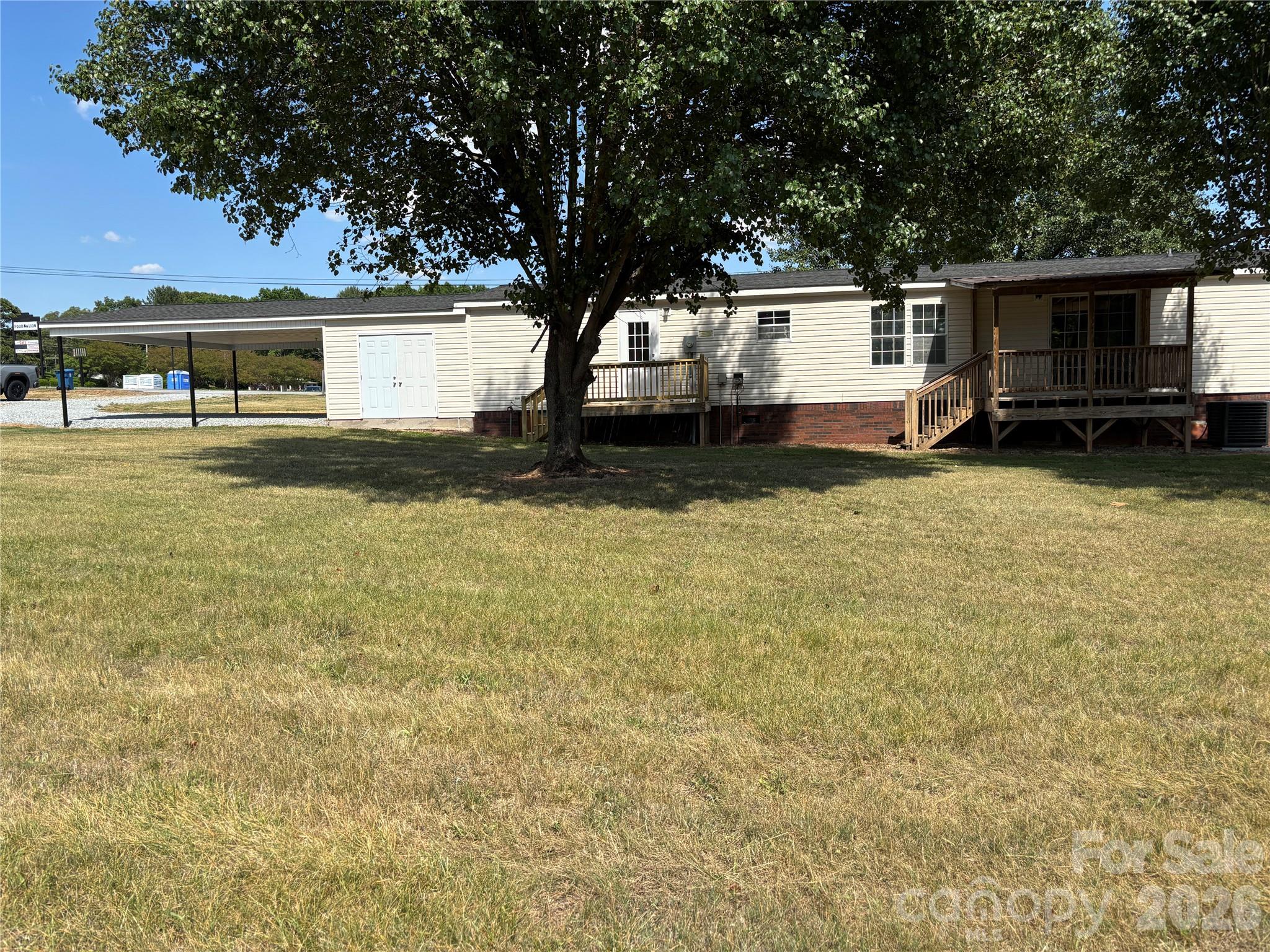 559 School Drive — Taylorsville