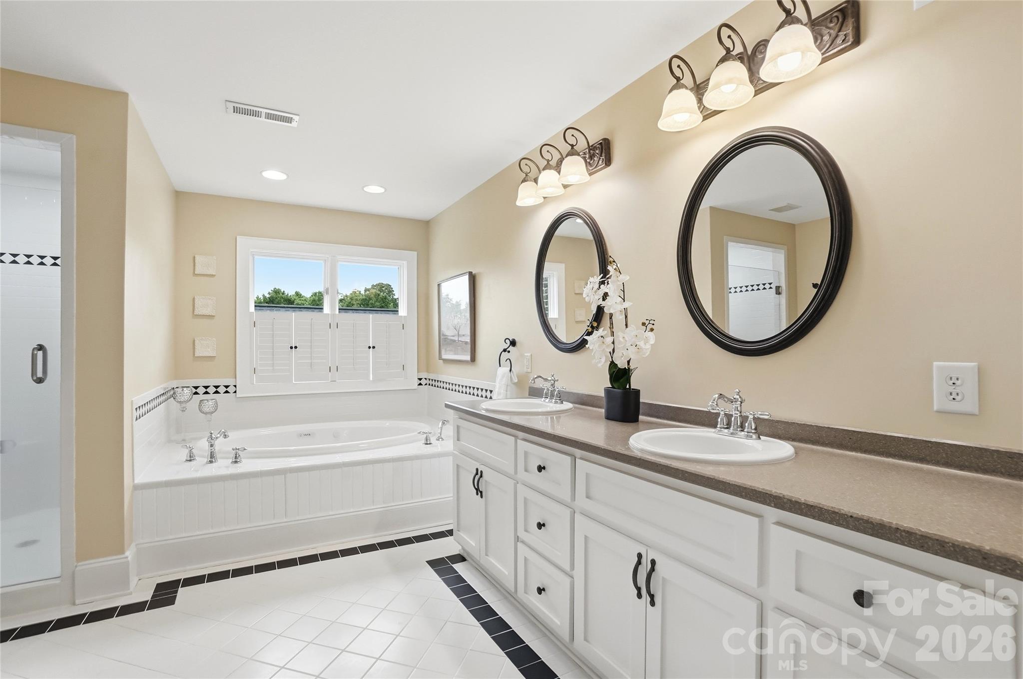 4561 Chanel Court — Concord
