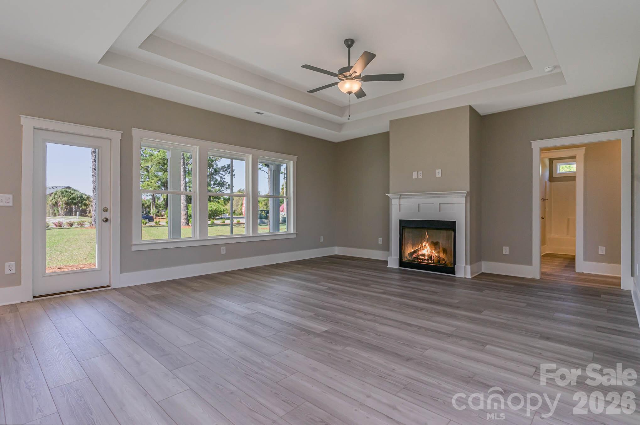 512 Barefoot Lane — Clover