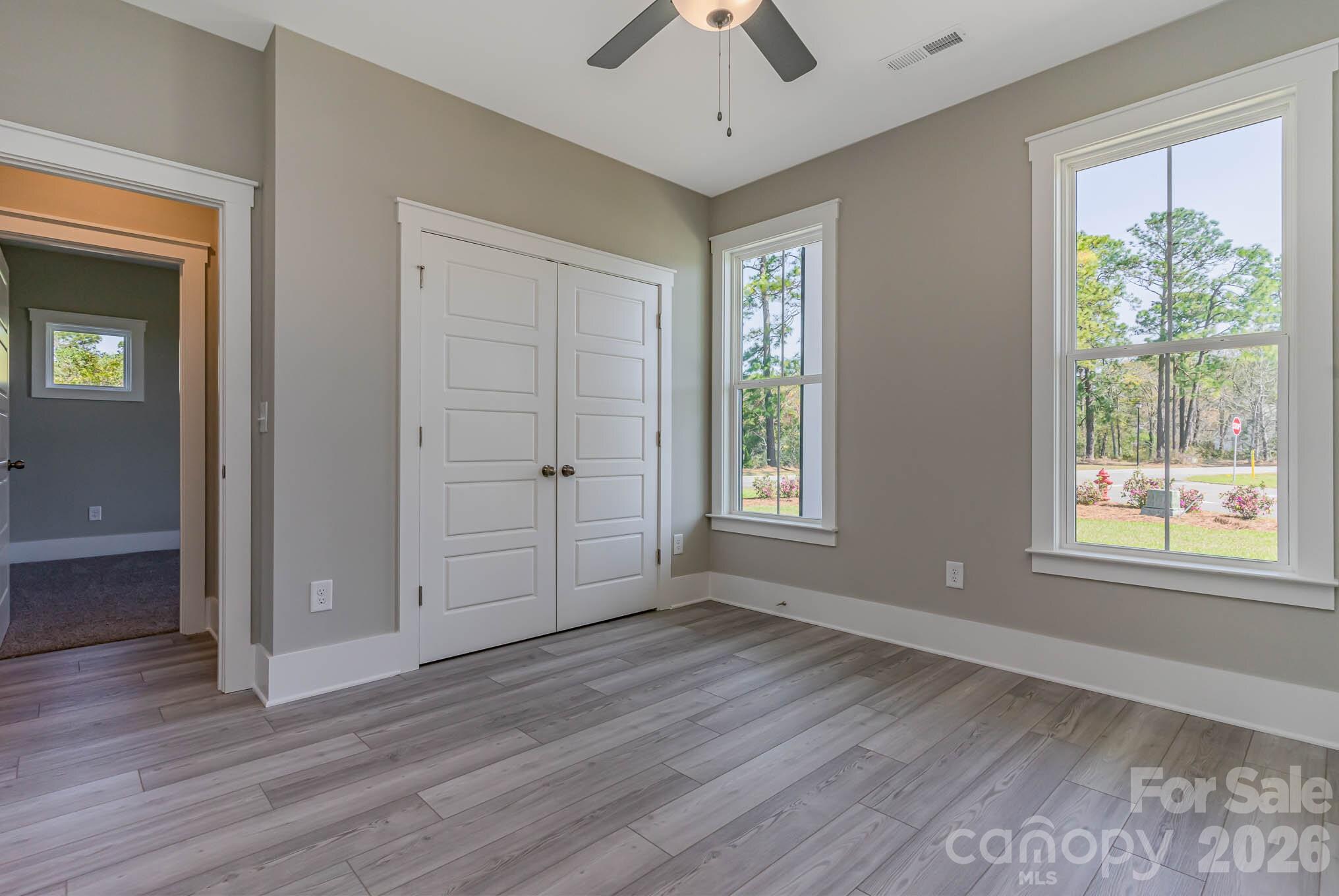 512 Barefoot Lane — Clover