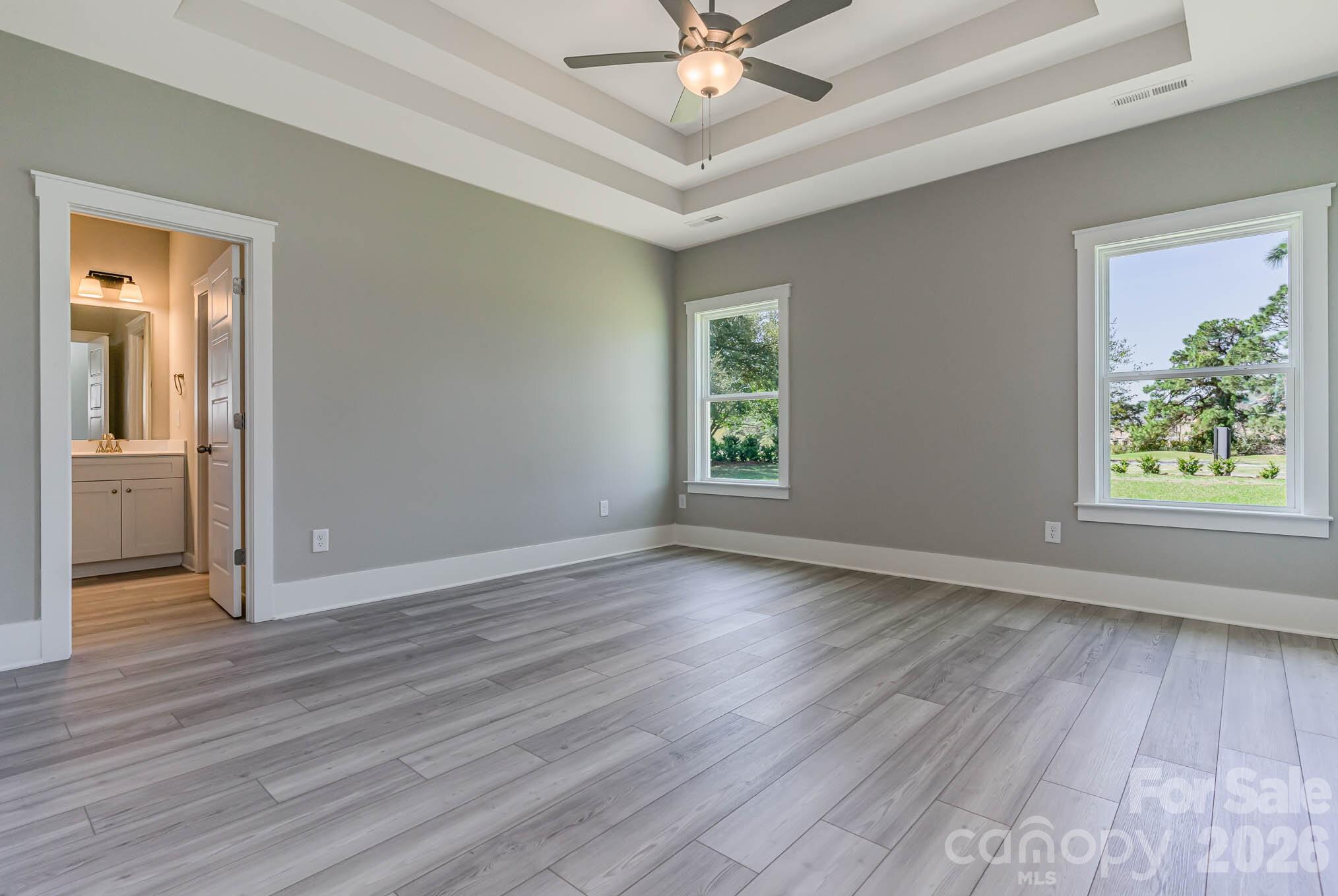 512 Barefoot Lane — Clover