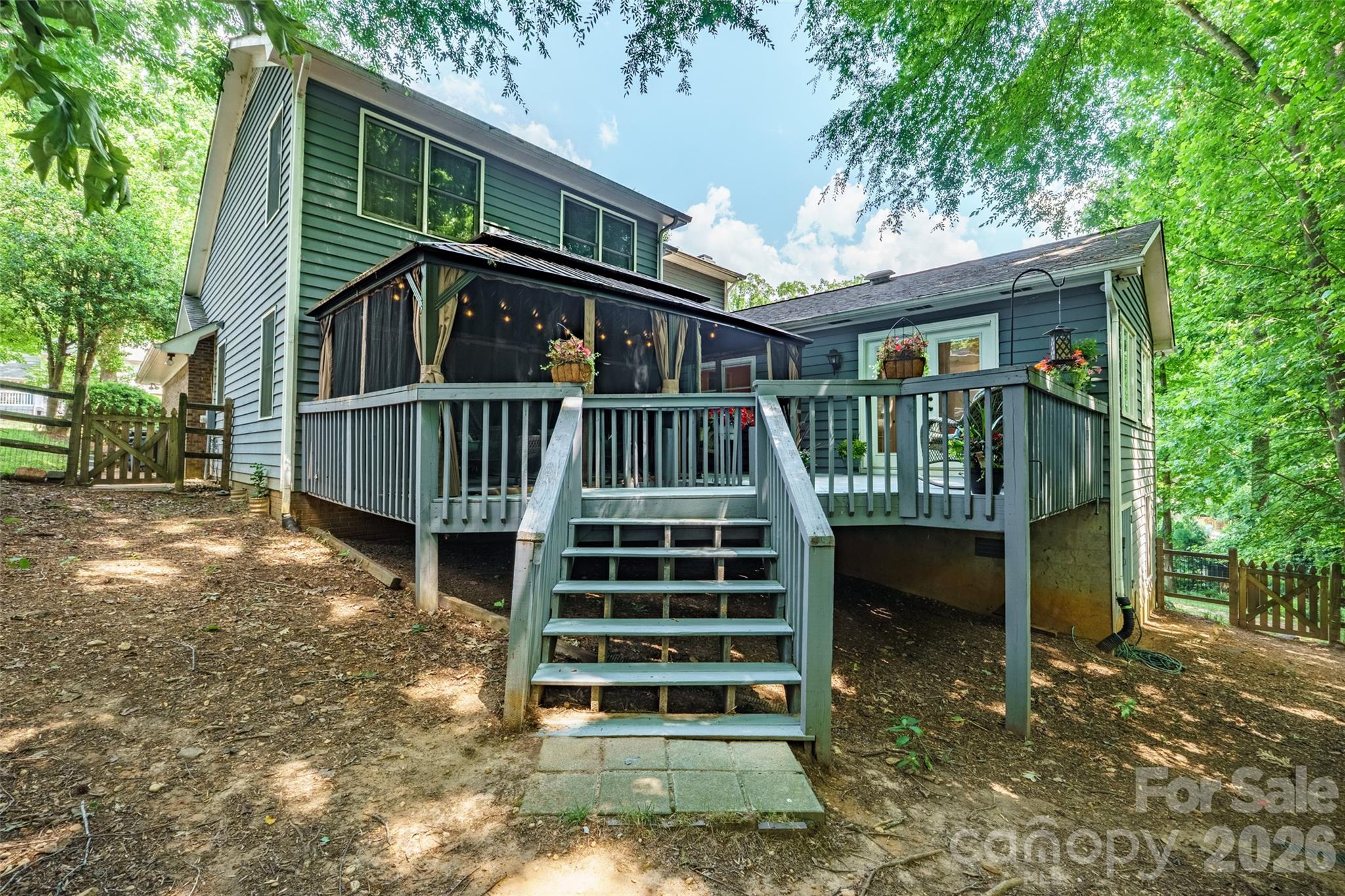 19017 Kailua Circle — Tega Cay