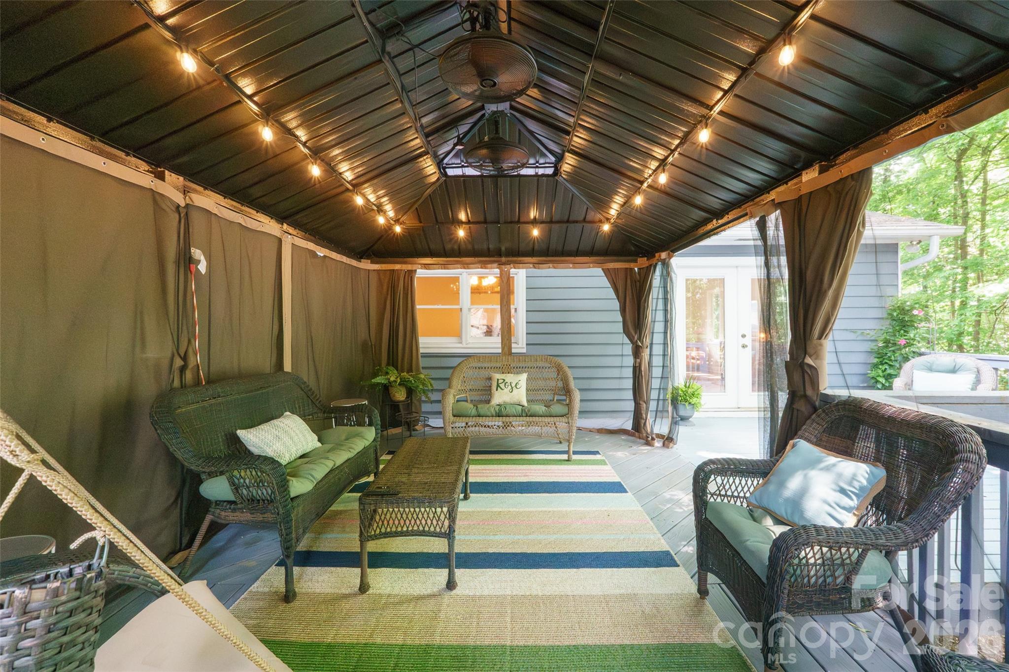 19017 Kailua Circle — Tega Cay