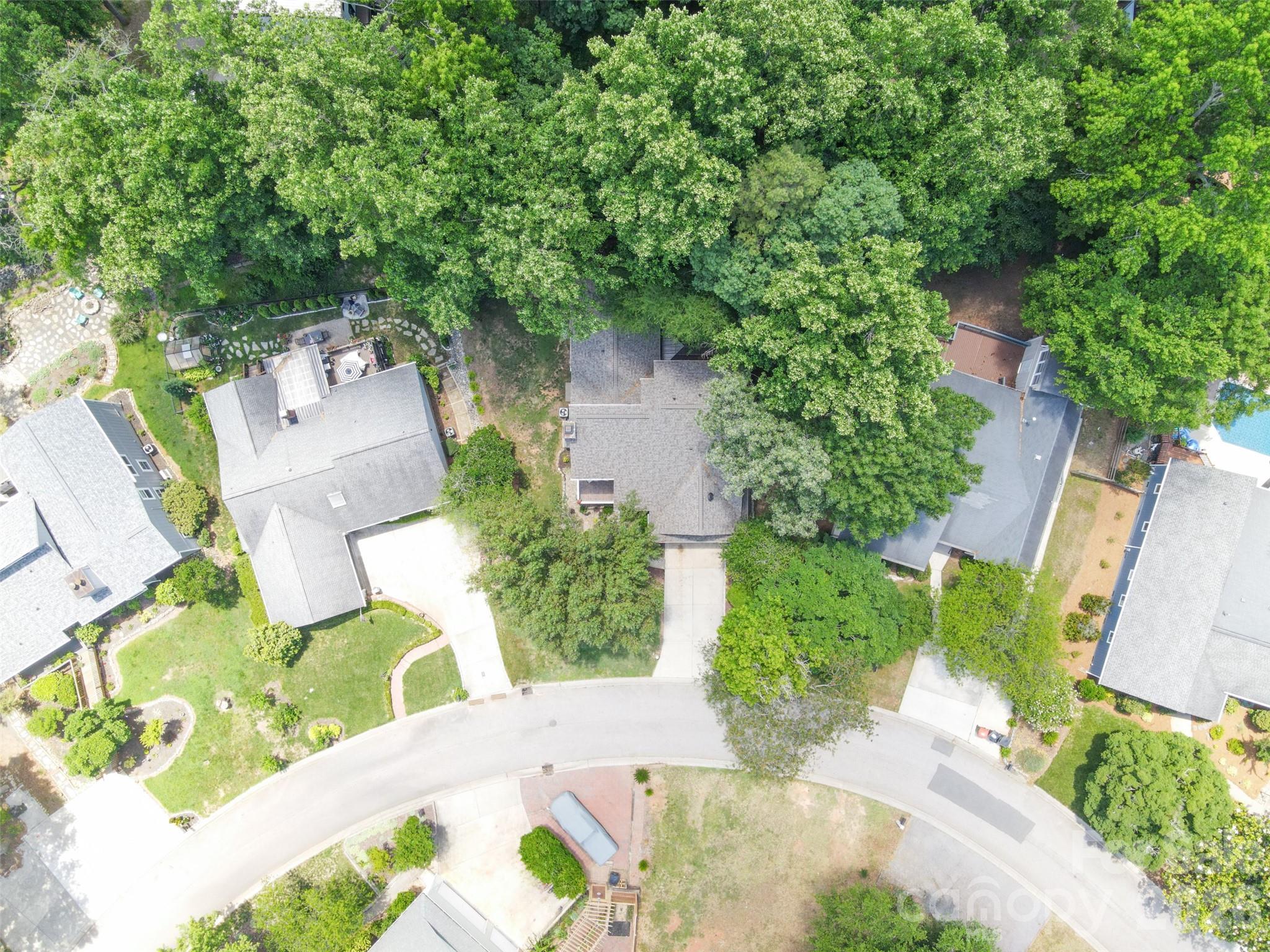 19017 Kailua Circle — Tega Cay