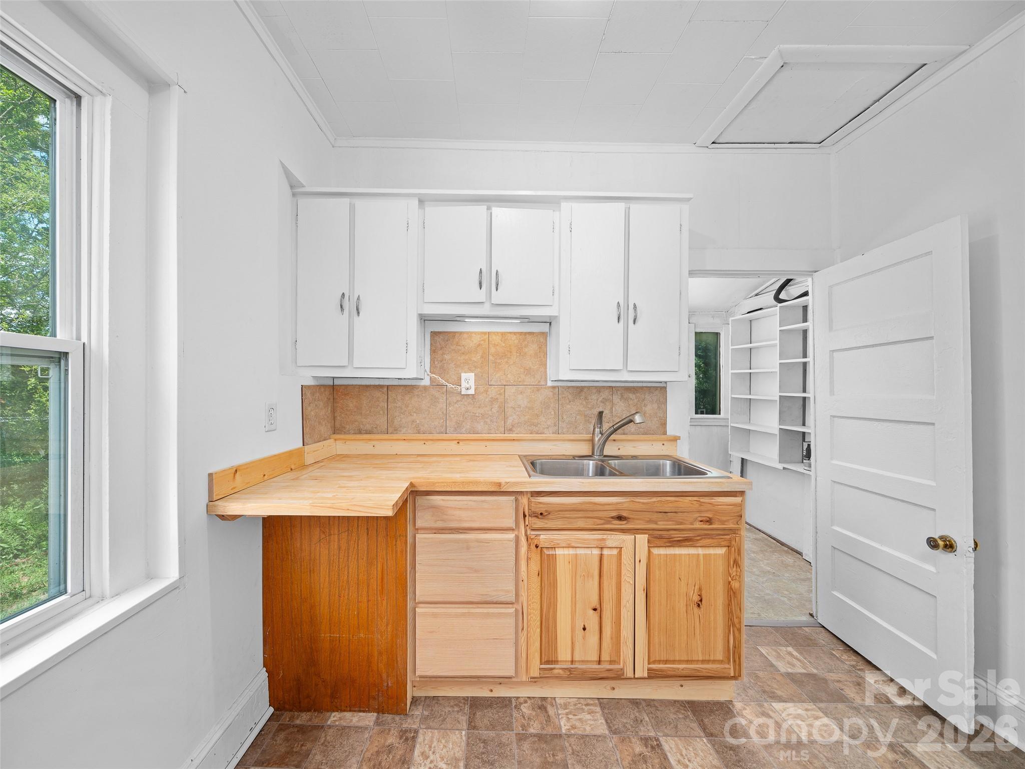 9 Ivy Street — Burnsville