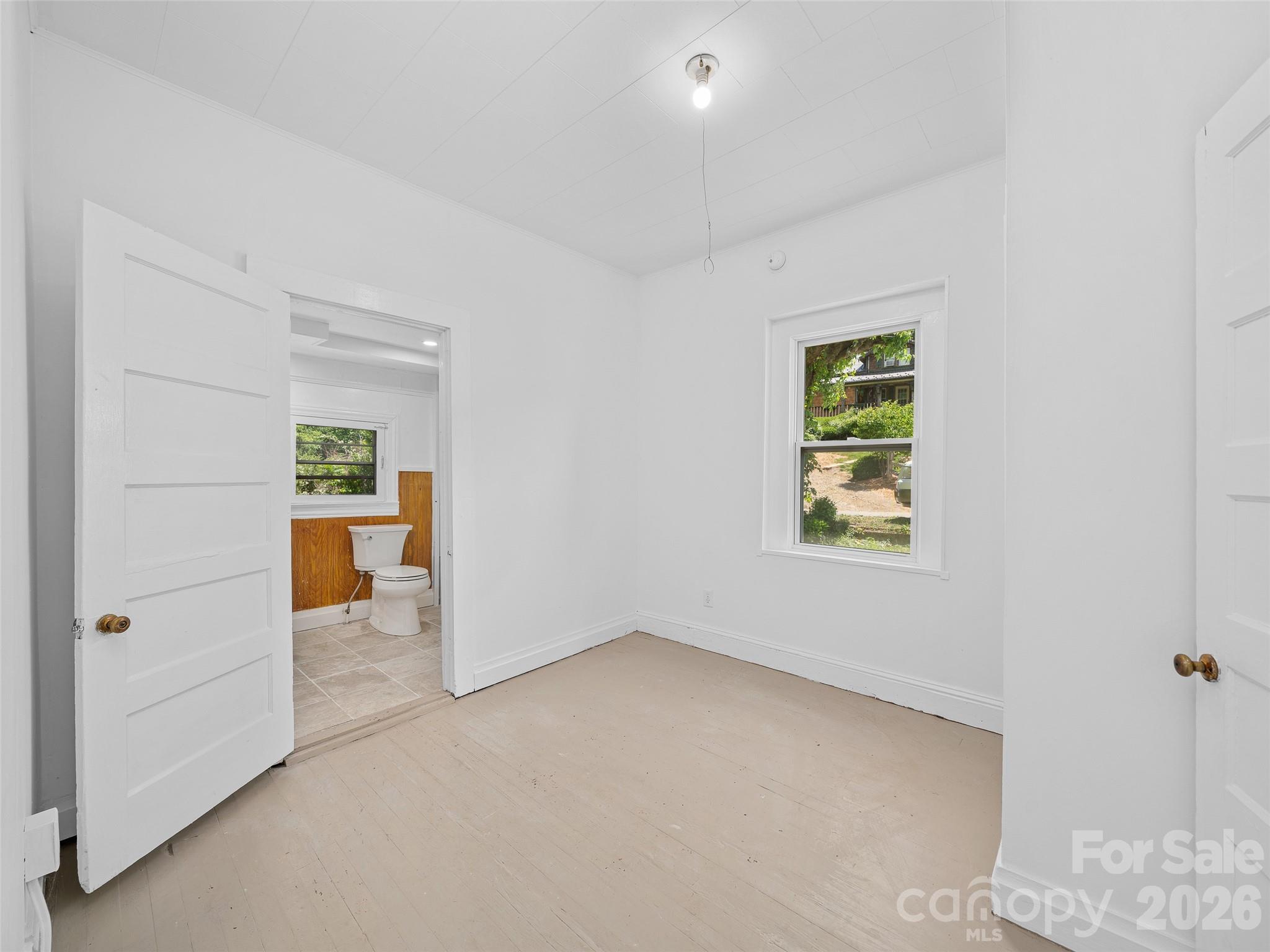9 Ivy Street — Burnsville