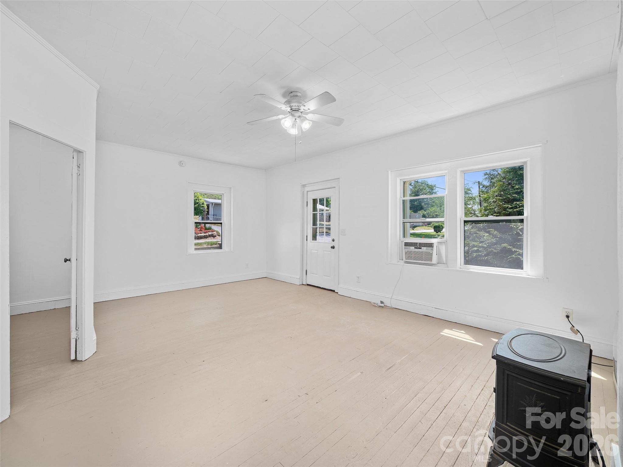 9 Ivy Street — Burnsville