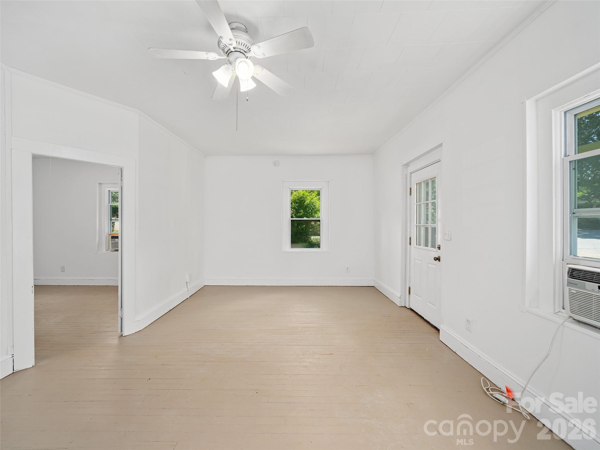 9 Ivy Street — Burnsville