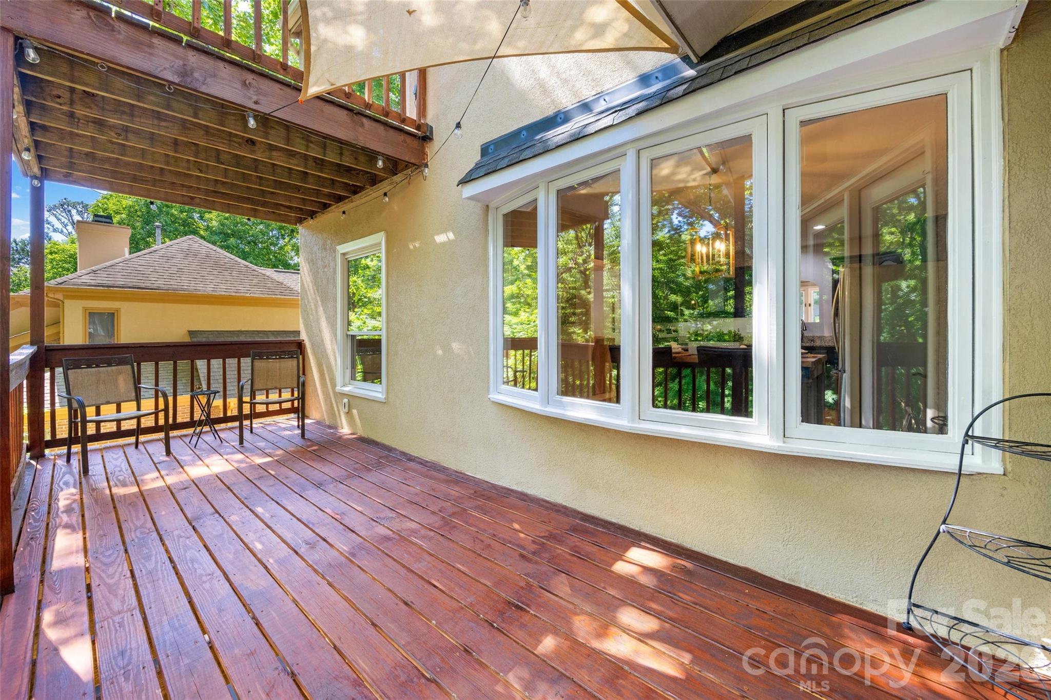 7057 Mariners Court — Tega Cay