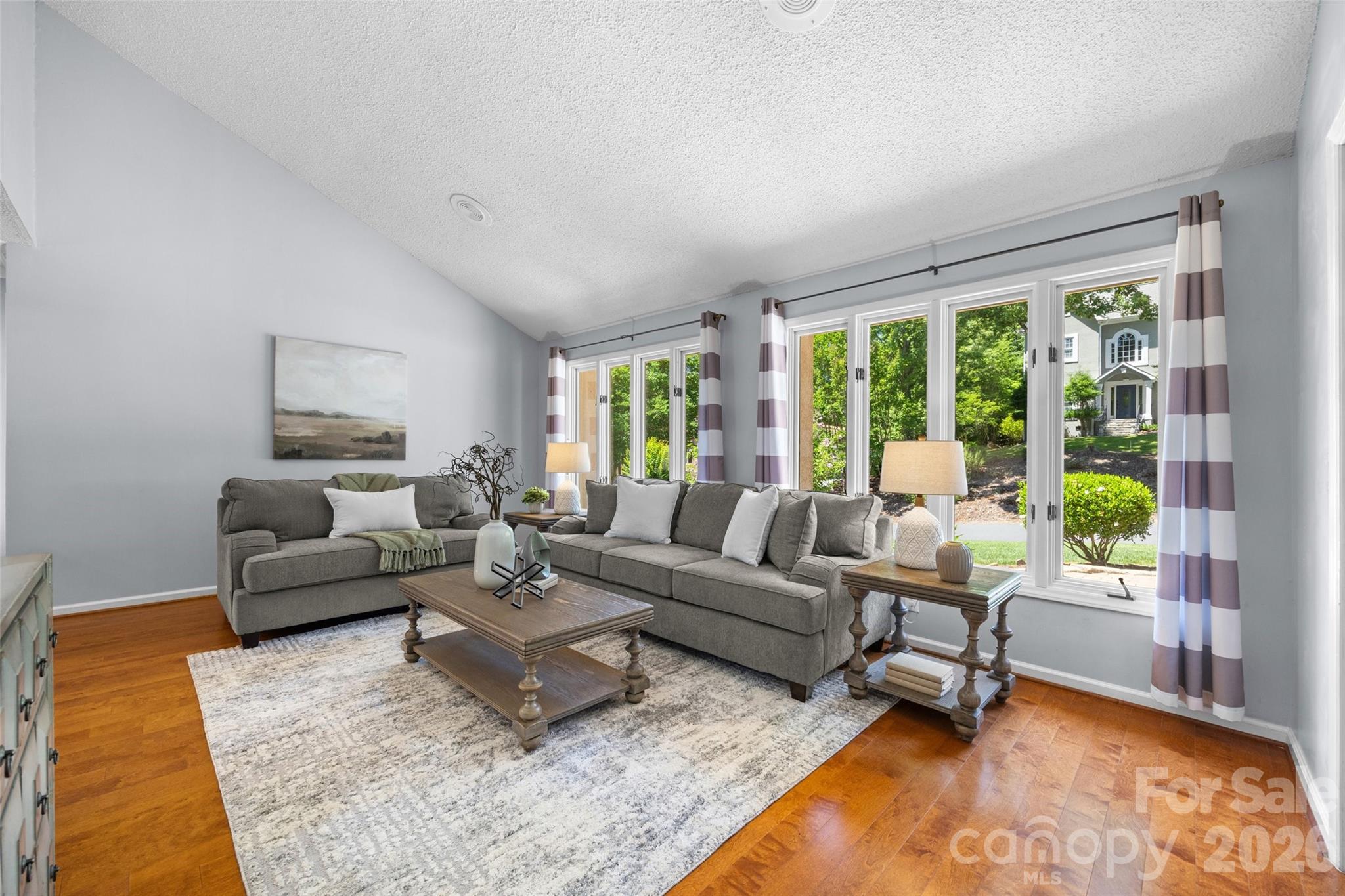 7057 Mariners Court — Tega Cay
