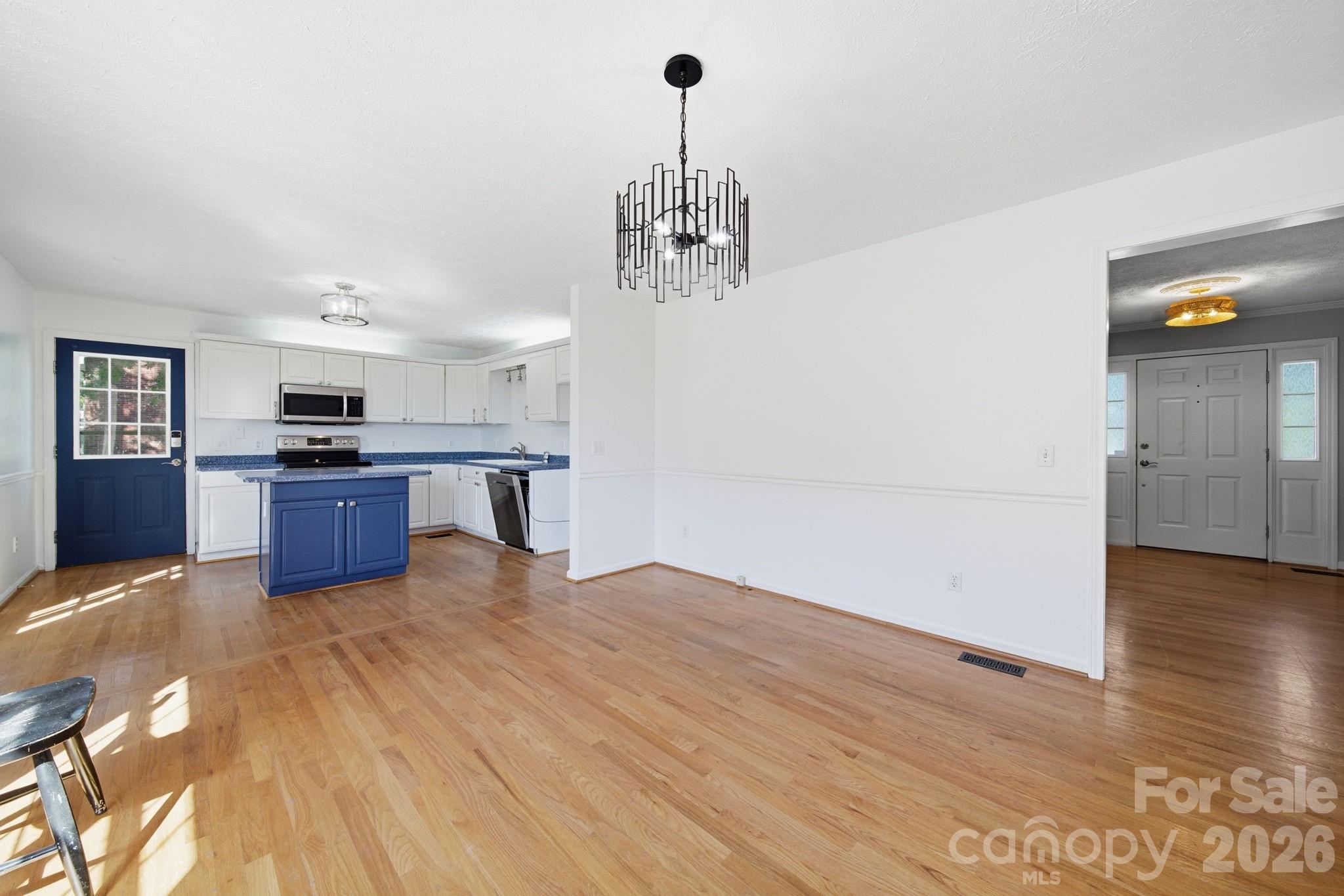 313 Sunrise Circle — Shelby