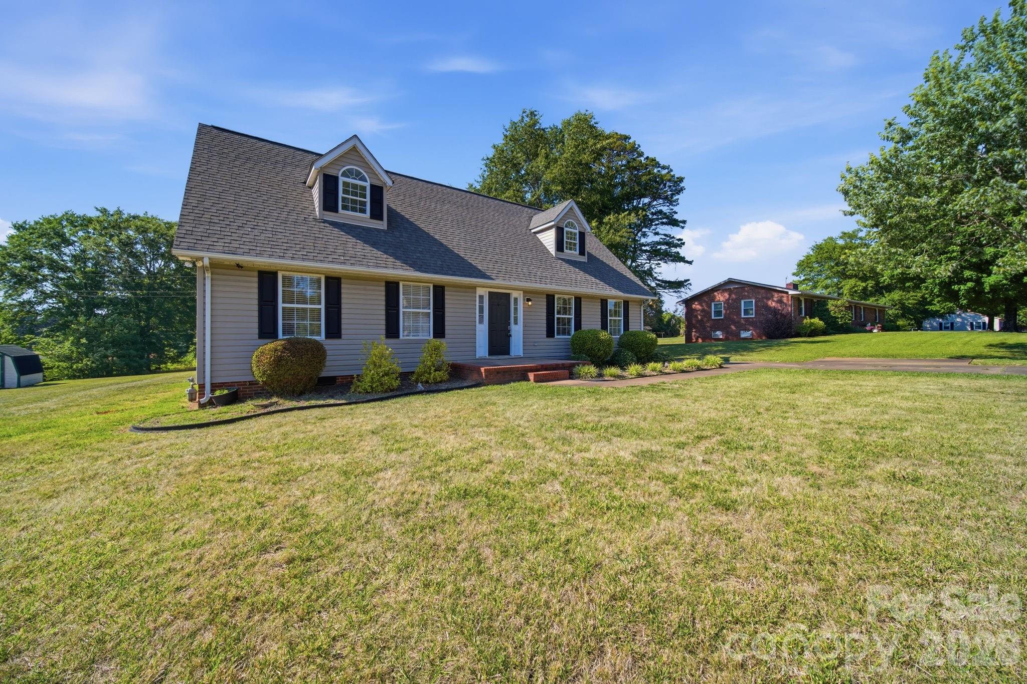 313 Sunrise Circle — Shelby