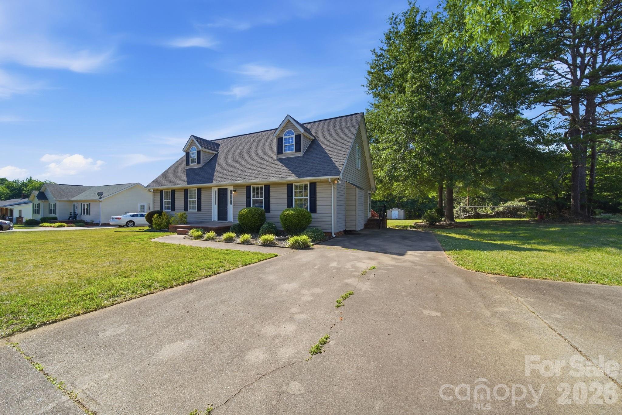 313 Sunrise Circle — Shelby