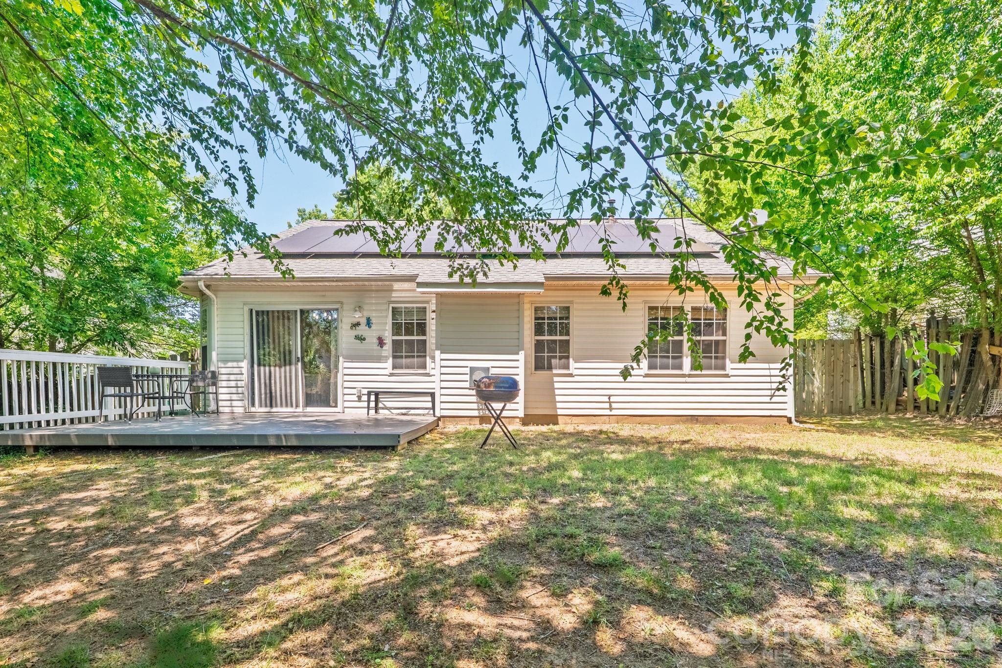13908 Mcgloughlin Way Court — Charlotte