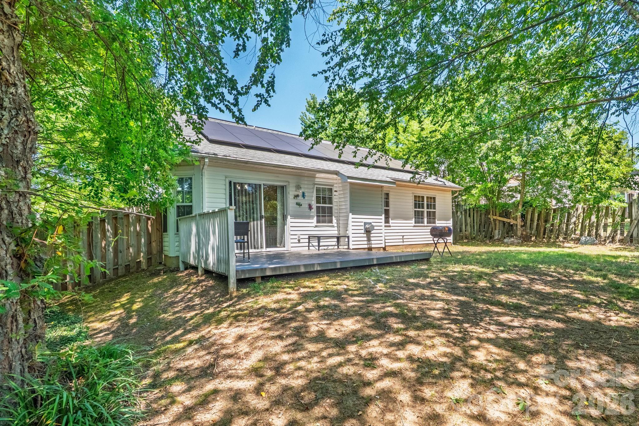 13908 Mcgloughlin Way Court — Charlotte