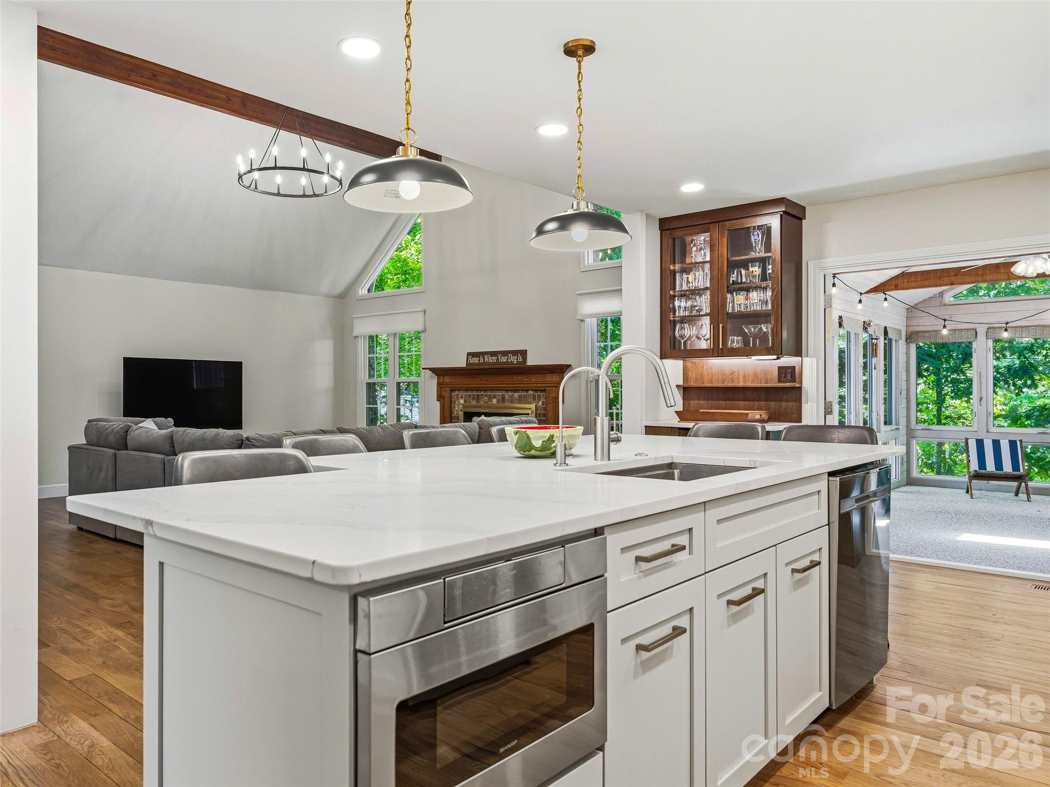 18 High Bluff Drive — Weaverville