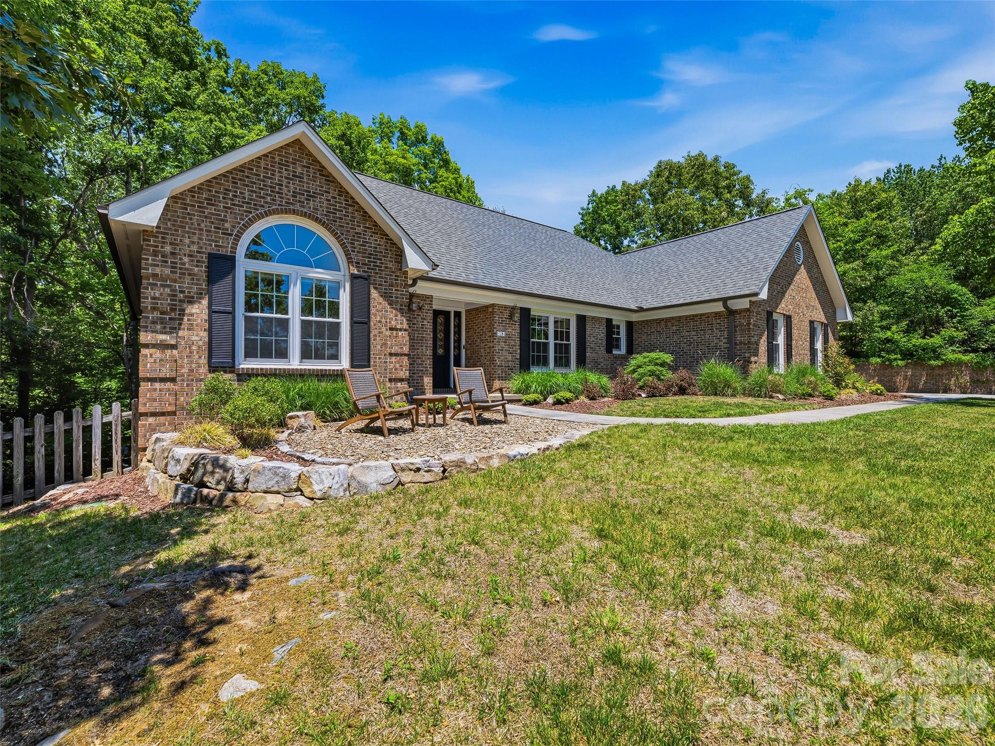 18 High Bluff Drive — Weaverville