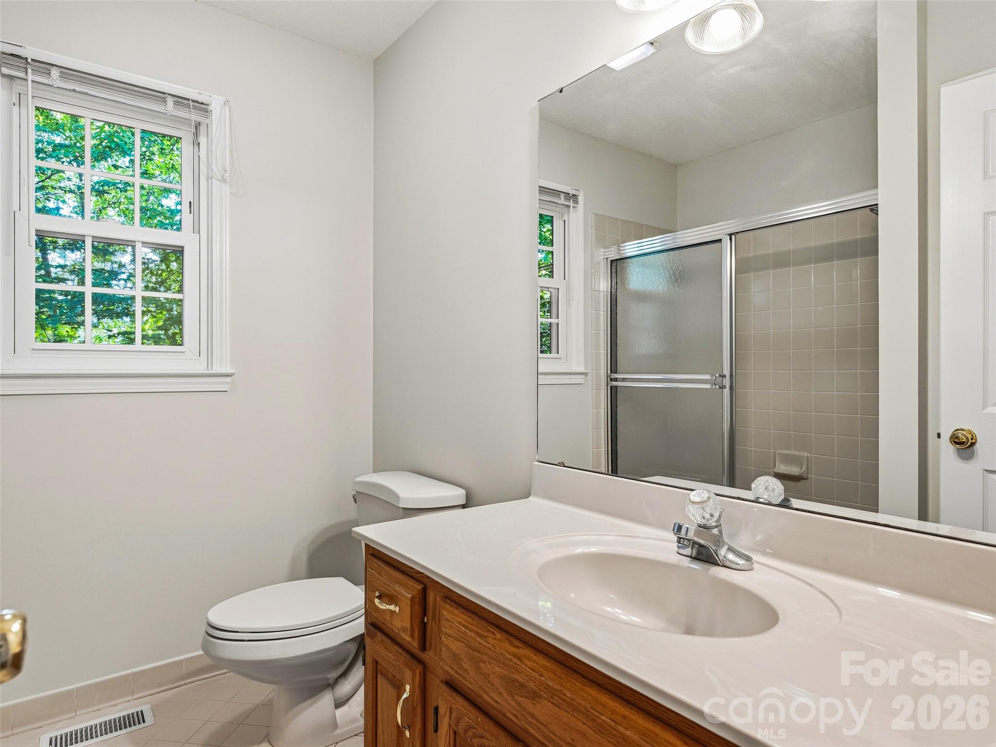 18 High Bluff Drive — Weaverville