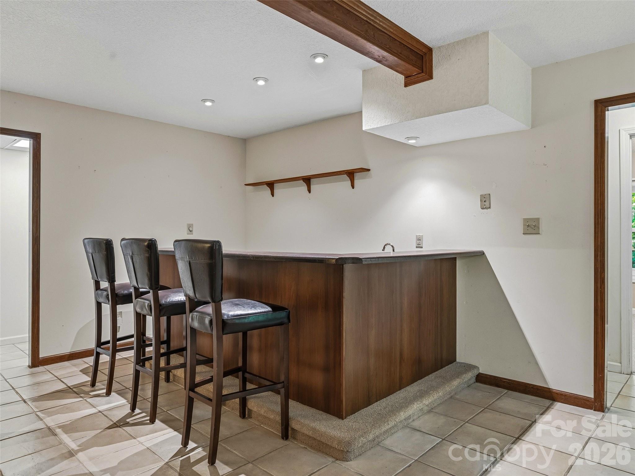 18 High Bluff Drive — Weaverville