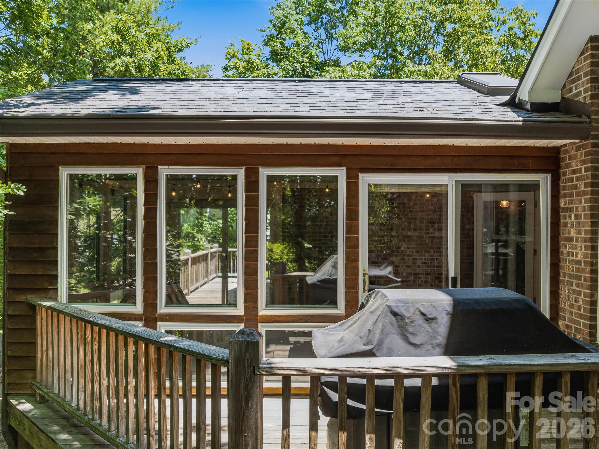 18 High Bluff Drive — Weaverville