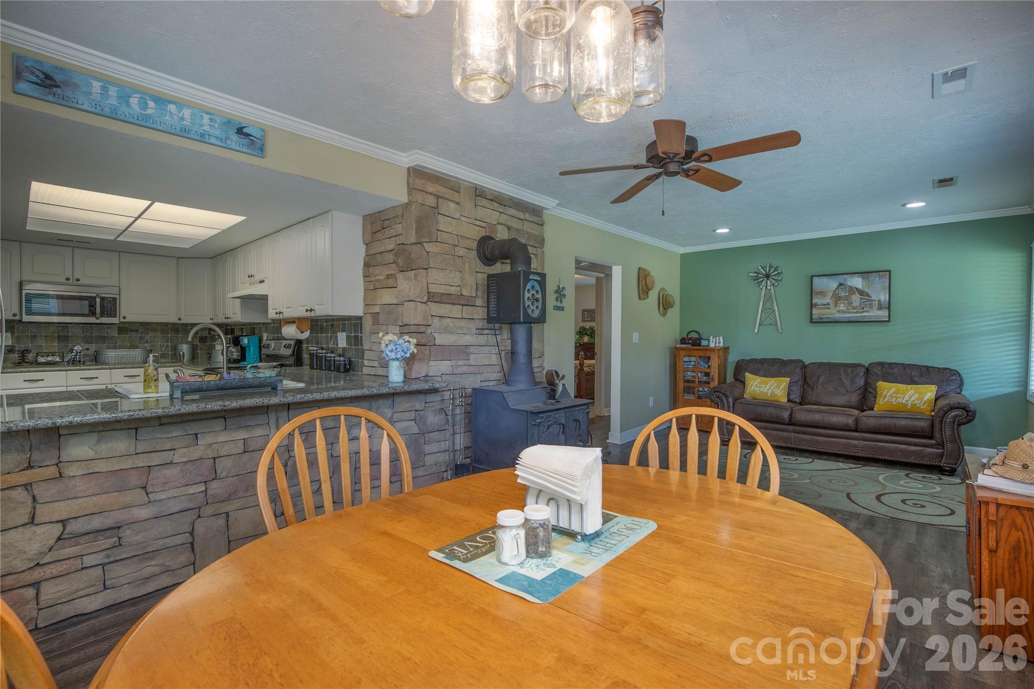84 Sheets Farm Road — Bakersville