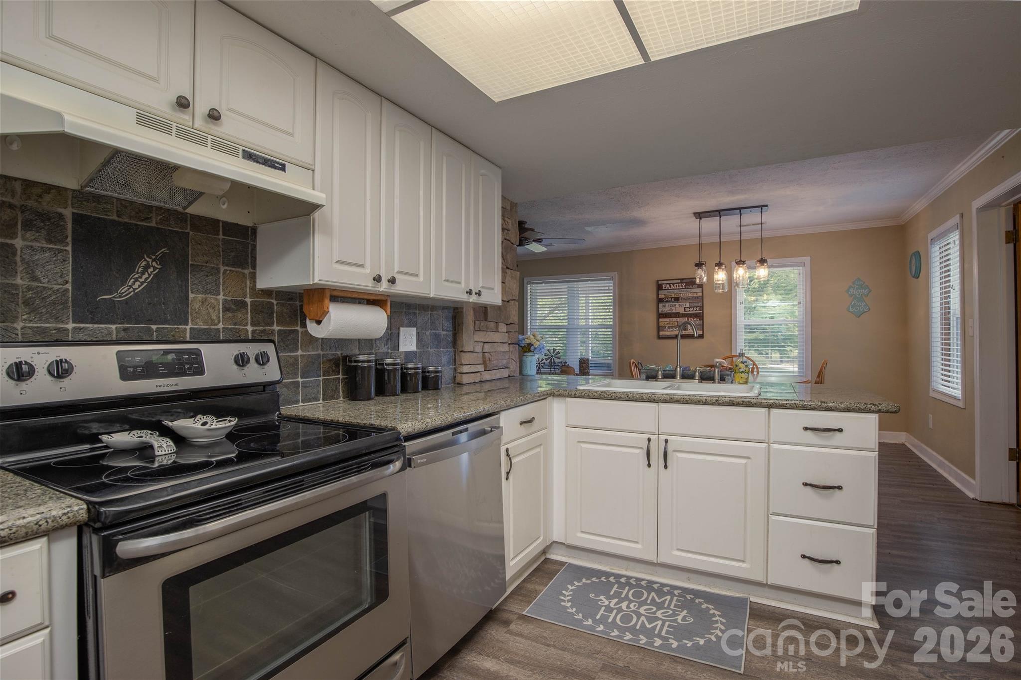 84 Sheets Farm Road — Bakersville