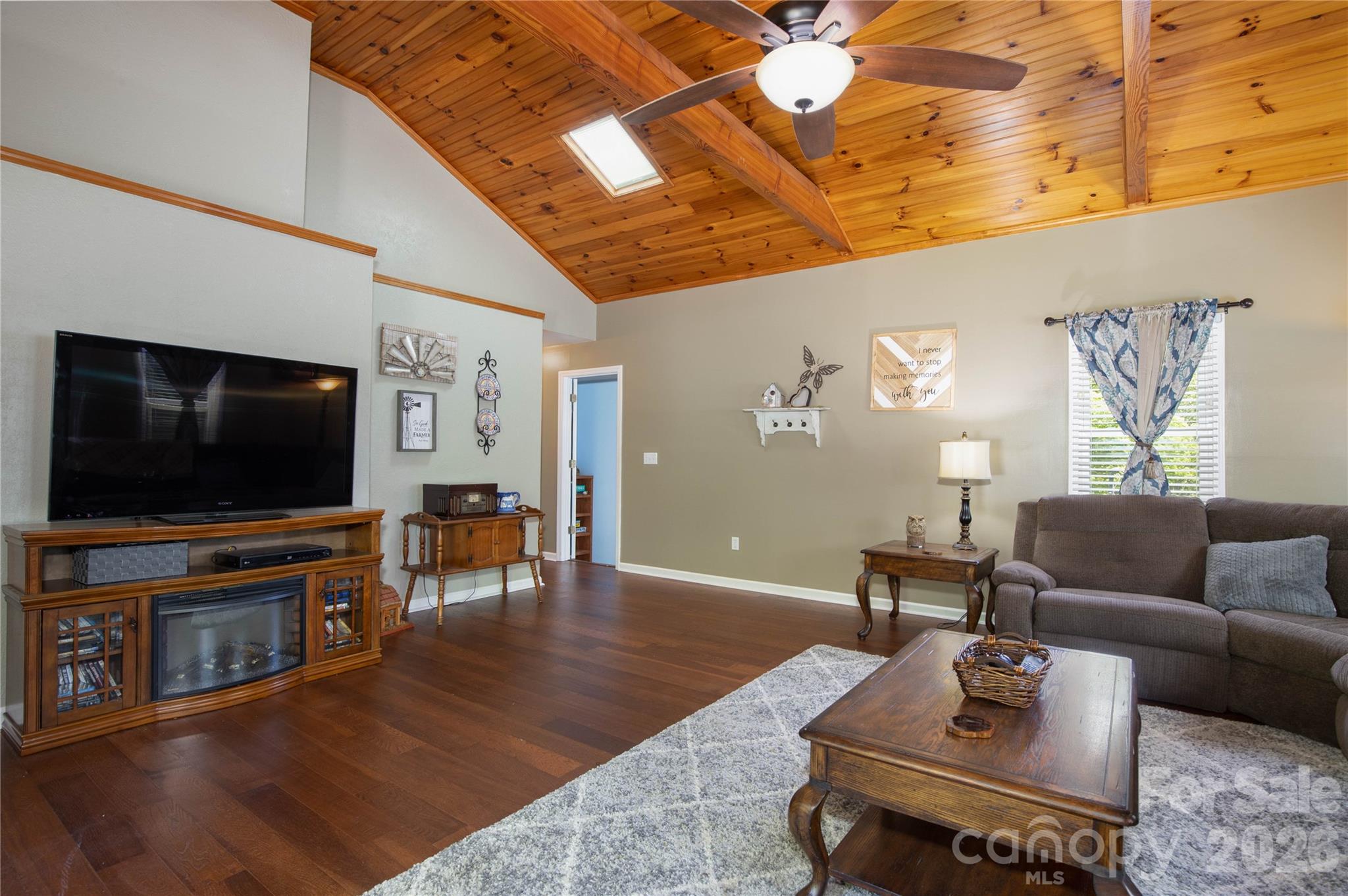 84 Sheets Farm Road — Bakersville