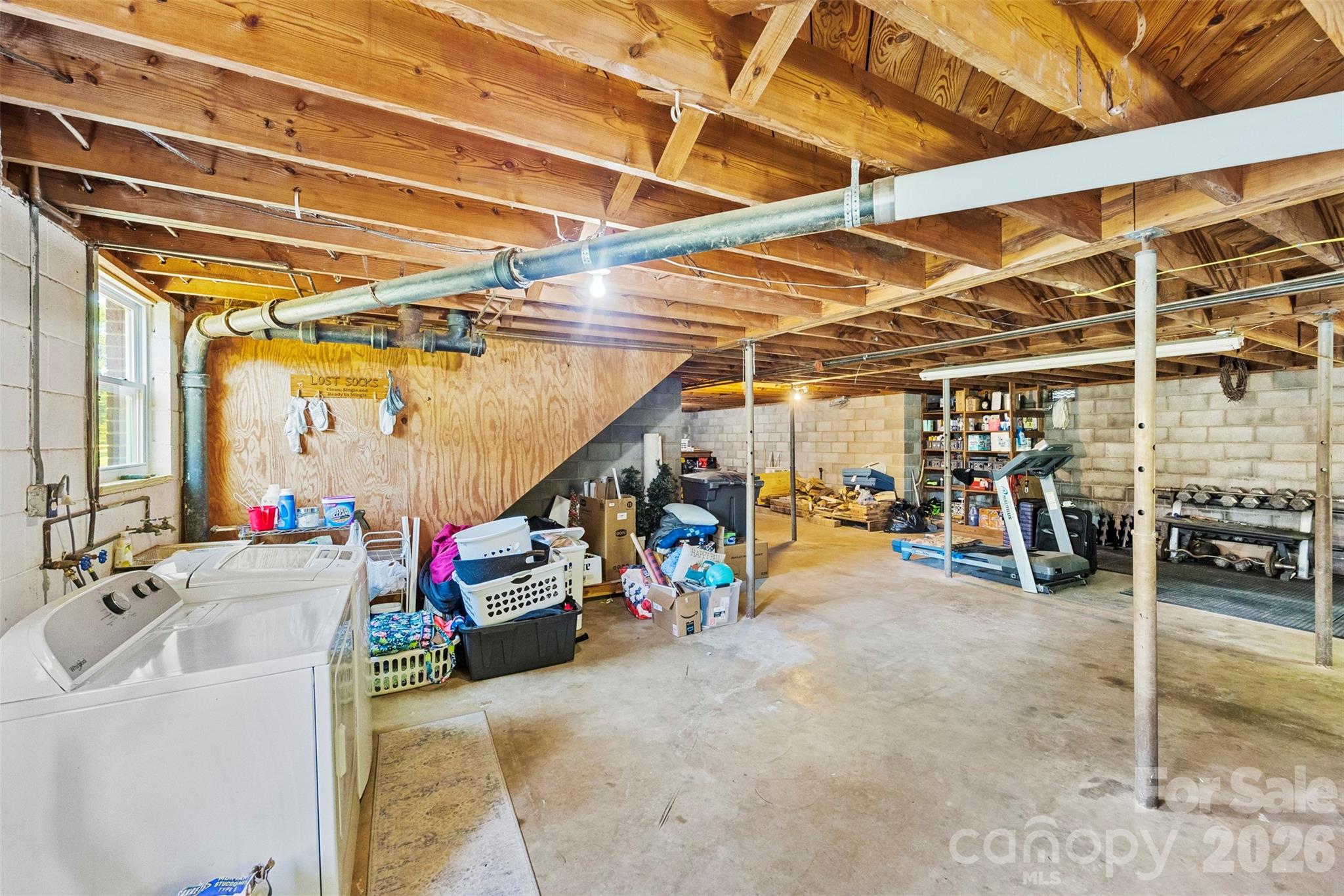 202 Museum Road — Statesville