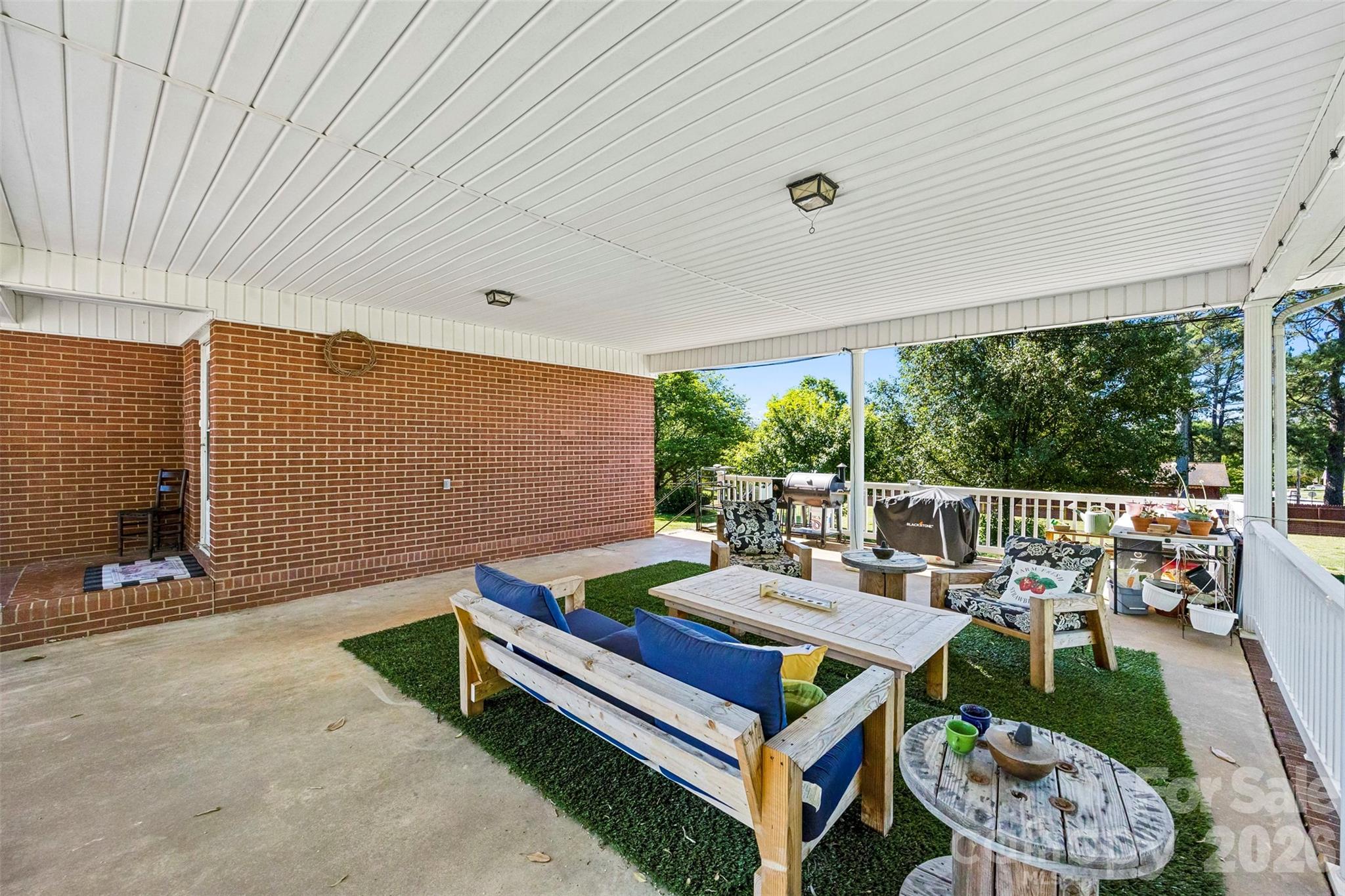 202 Museum Road — Statesville