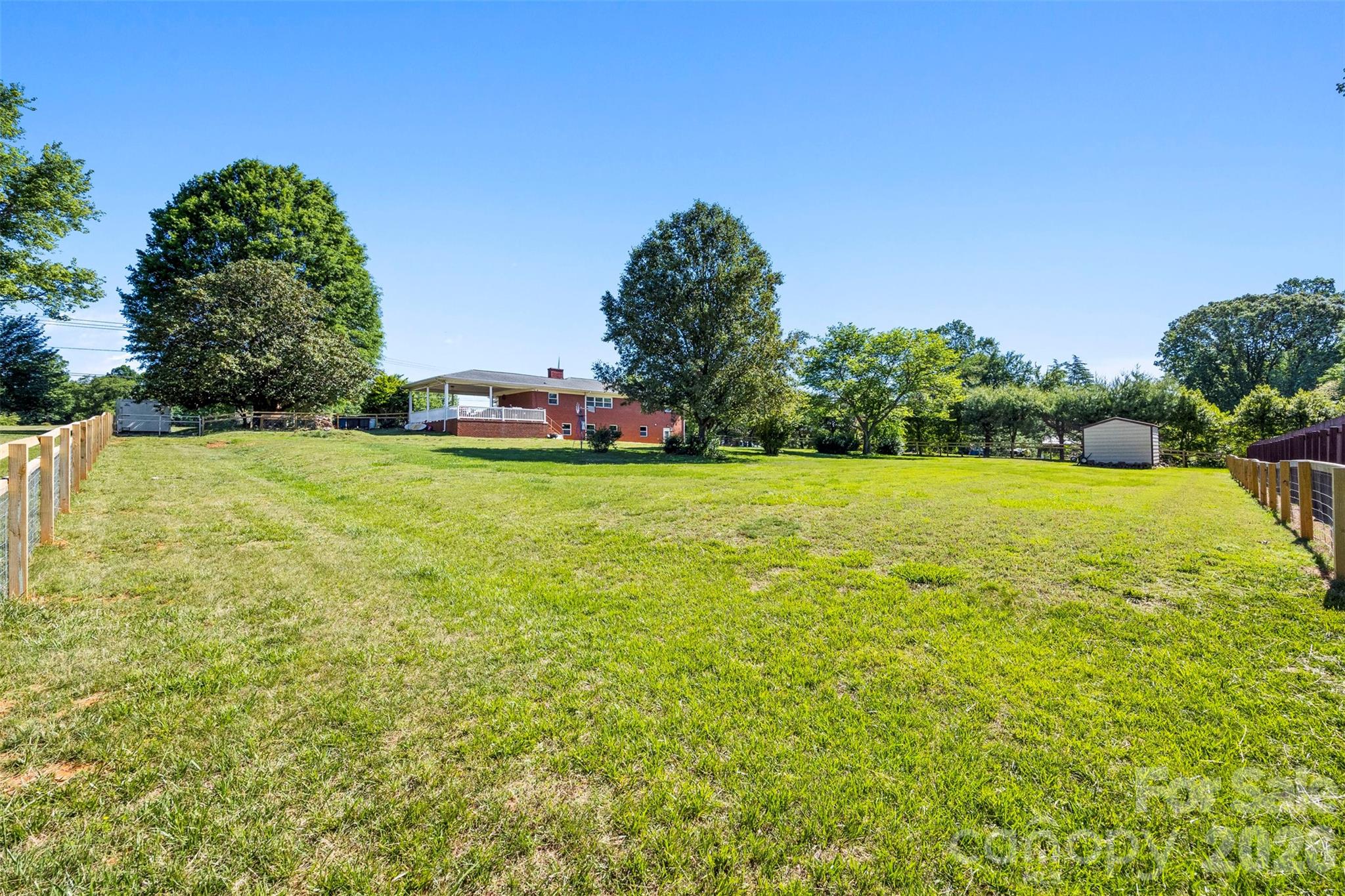 202 Museum Road — Statesville