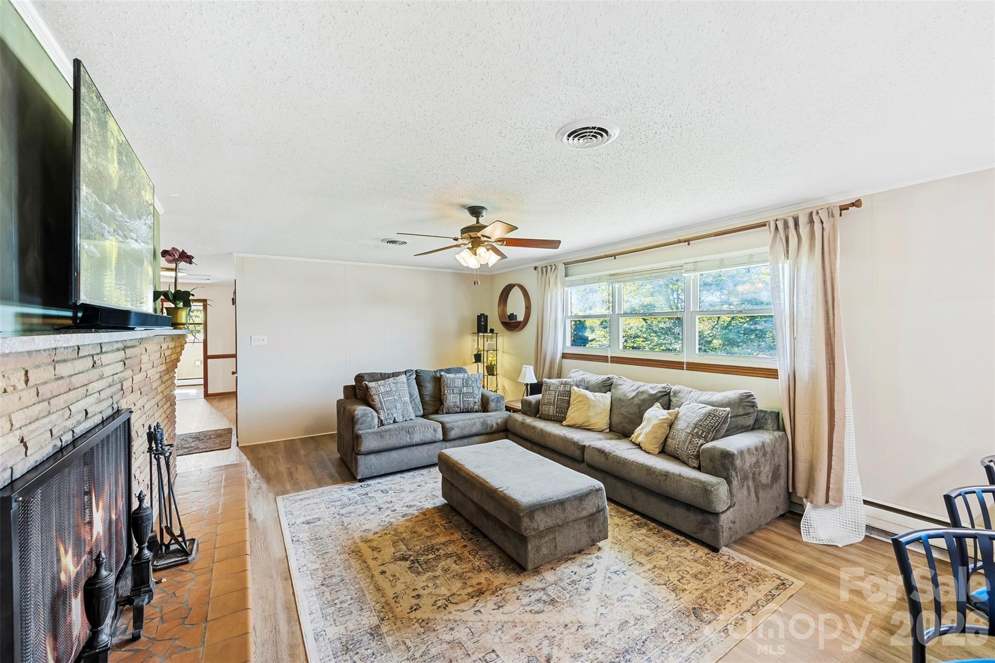 202 Museum Road — Statesville