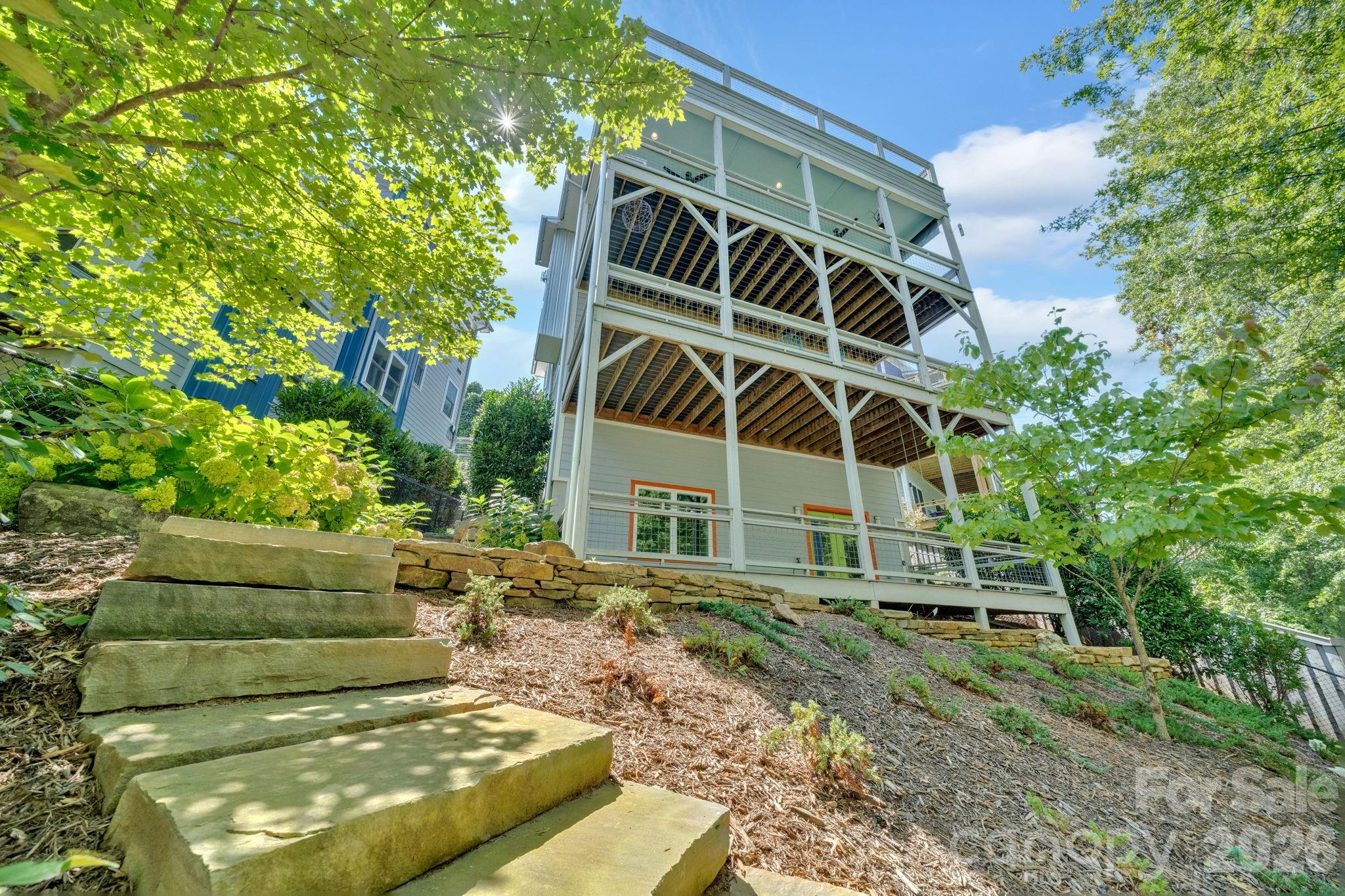 8 Birdhouse Row — Asheville
