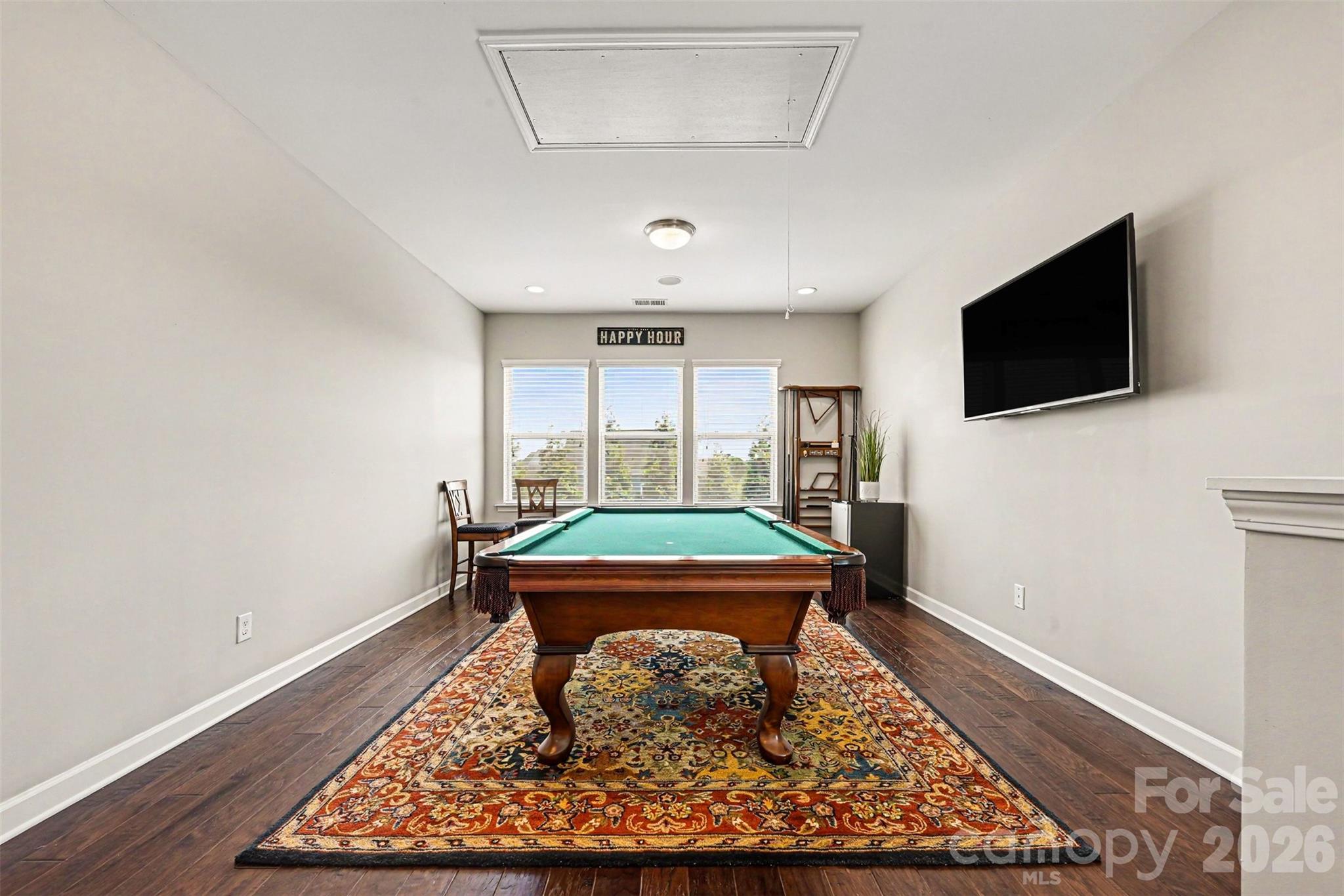 2507 Lochview Street — Pineville