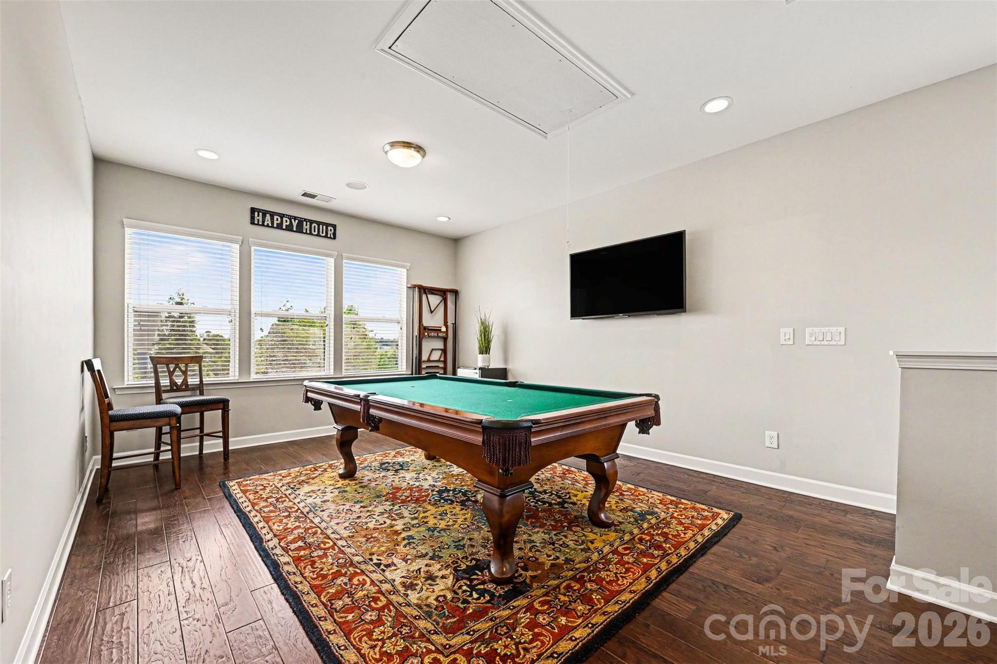 2507 Lochview Street — Pineville