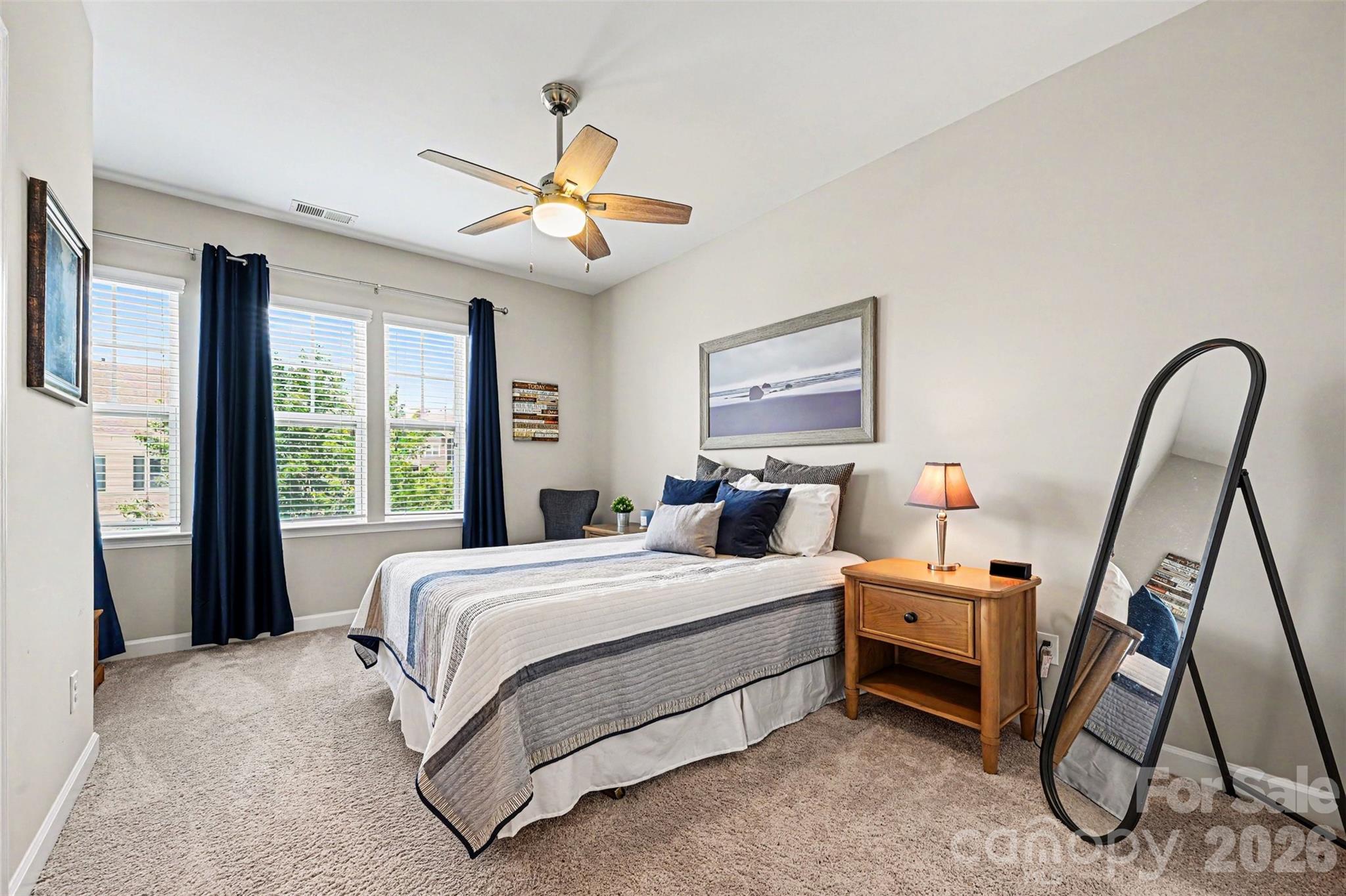 2507 Lochview Street — Pineville