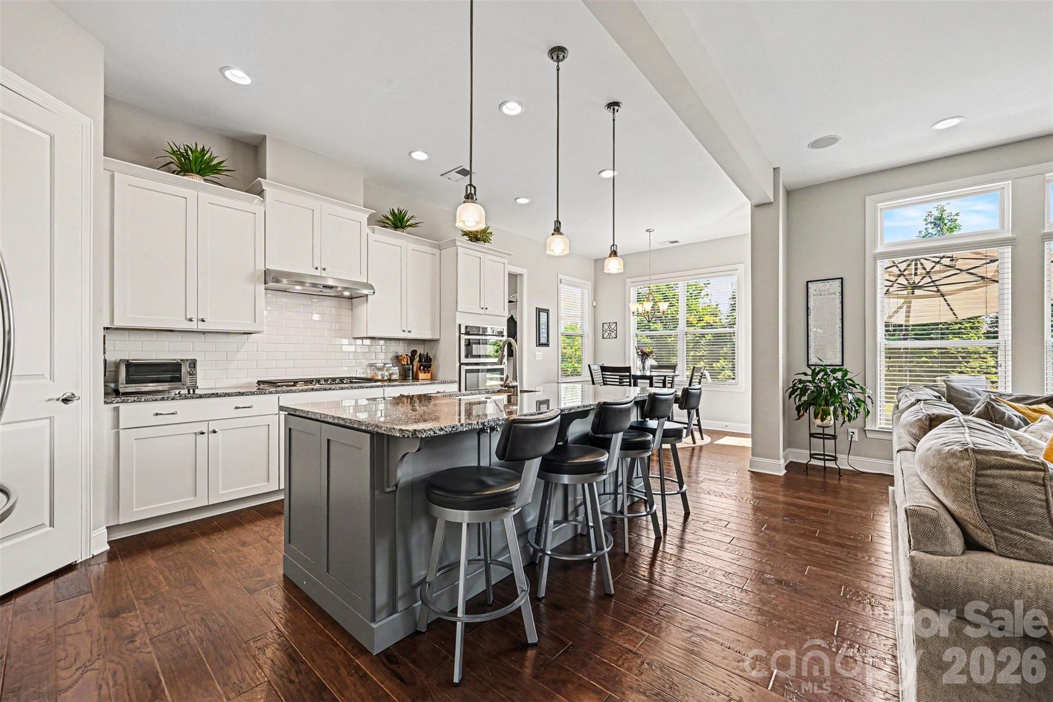 2507 Lochview Street — Pineville