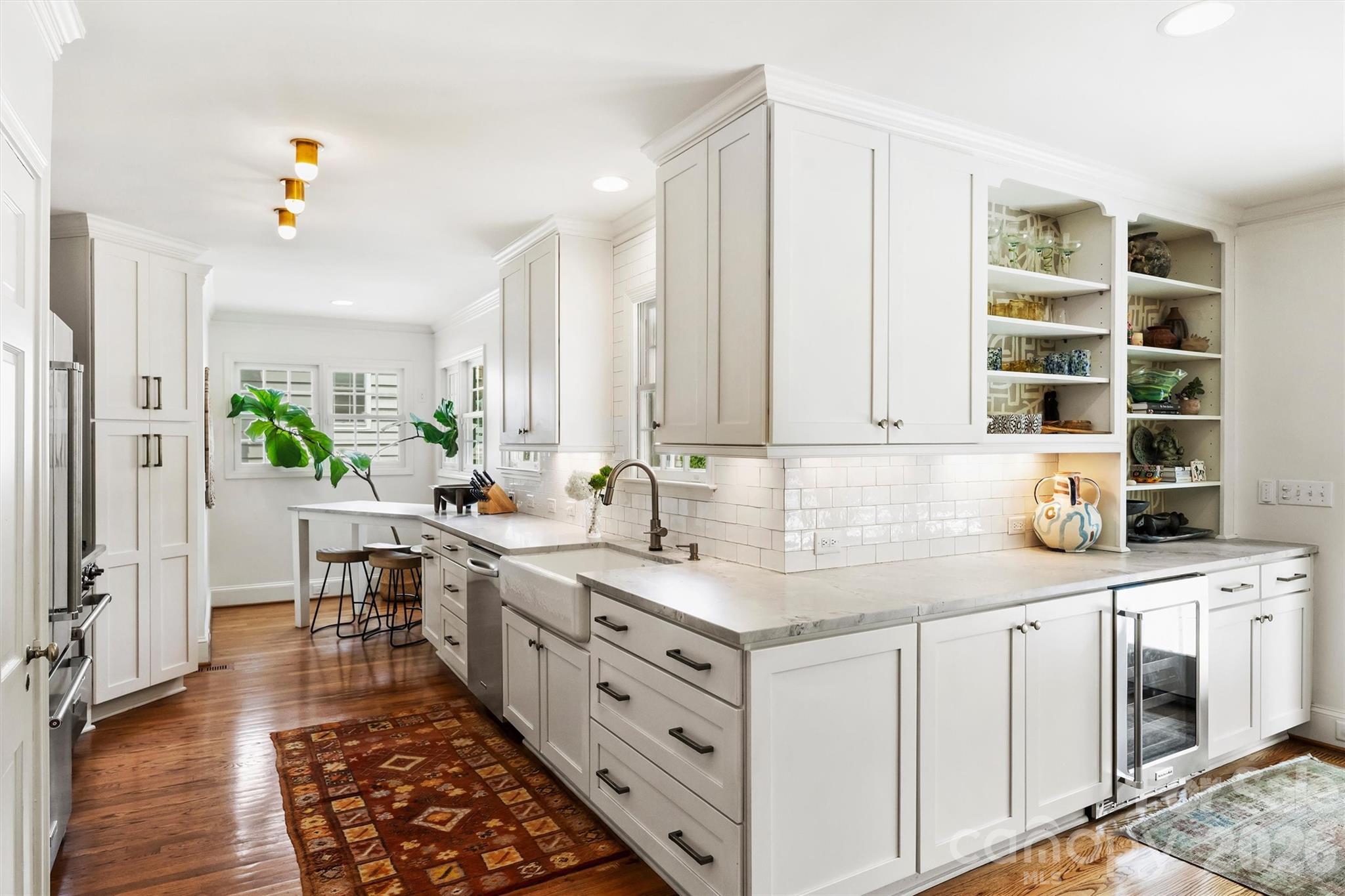2421 Hassell Place — Charlotte